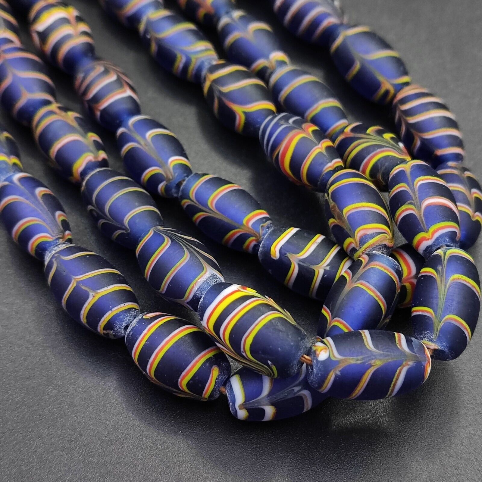 Vintage Venerano ART Fancy  Feather Beads 18x9.5MM  GLASS BEADS 24" Necklace