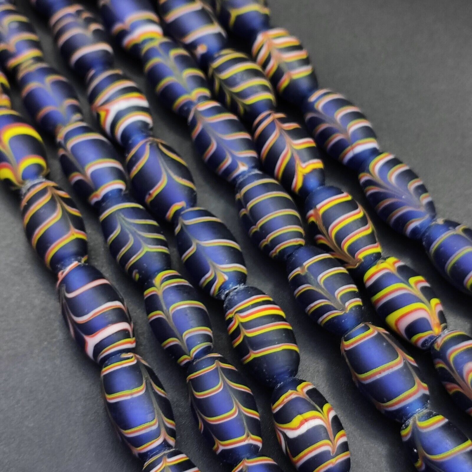 Vintage Venerano ART Fancy  Feather Beads 18x9.5MM  GLASS BEADS 24" Necklace