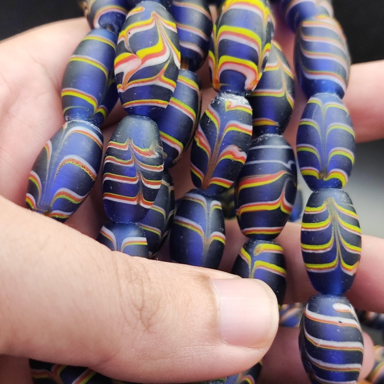 Vintage Venerano ART Fancy  Feather Beads 18x9.5MM  GLASS BEADS 24" Necklace