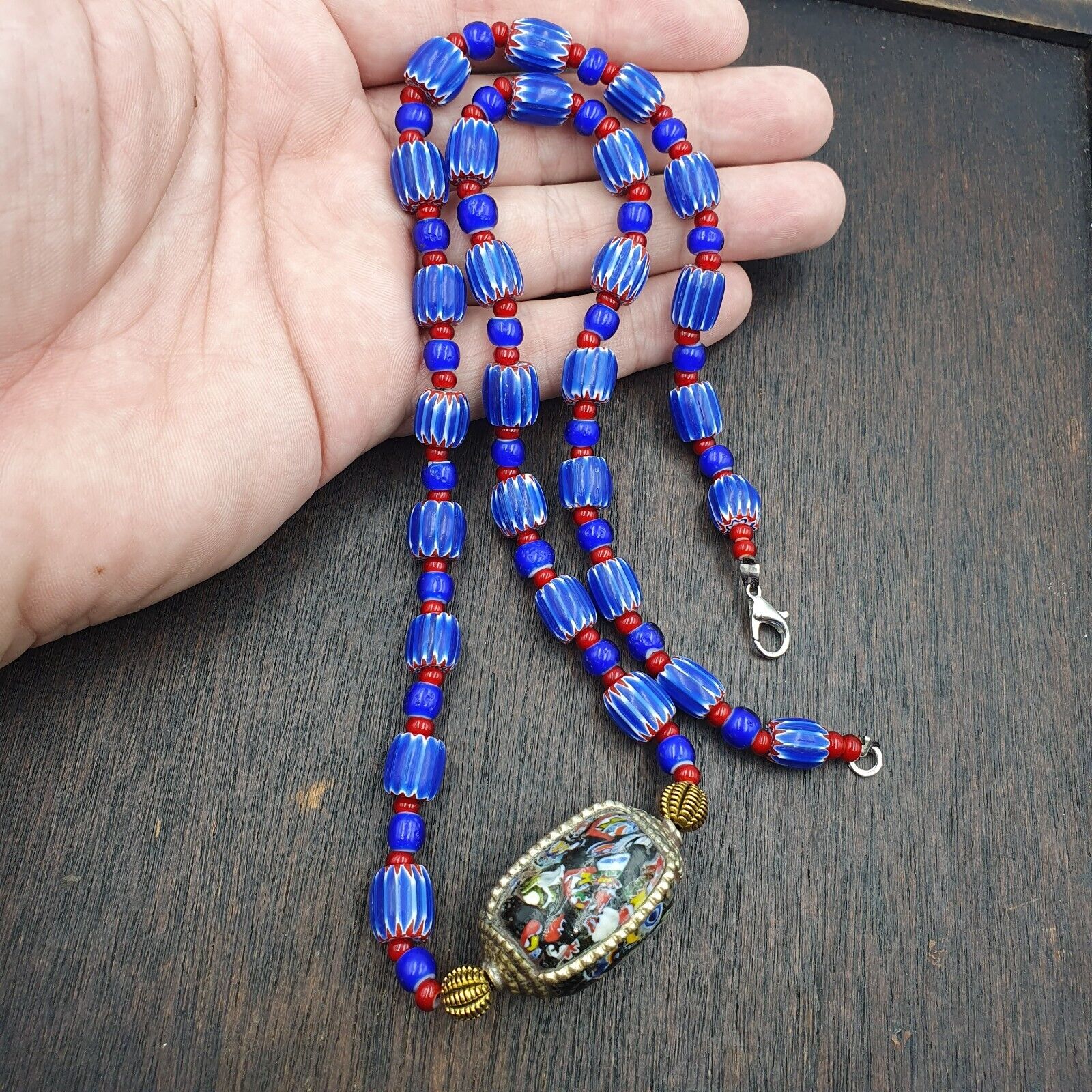 Vintage Venetian White heart With Blue Chevron Glass Beads Necklace. BG-14