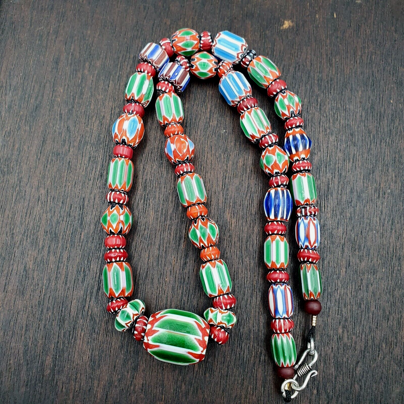 Vintage Green Chevron Venetian Style Glass Beads Necklace NC-B-4