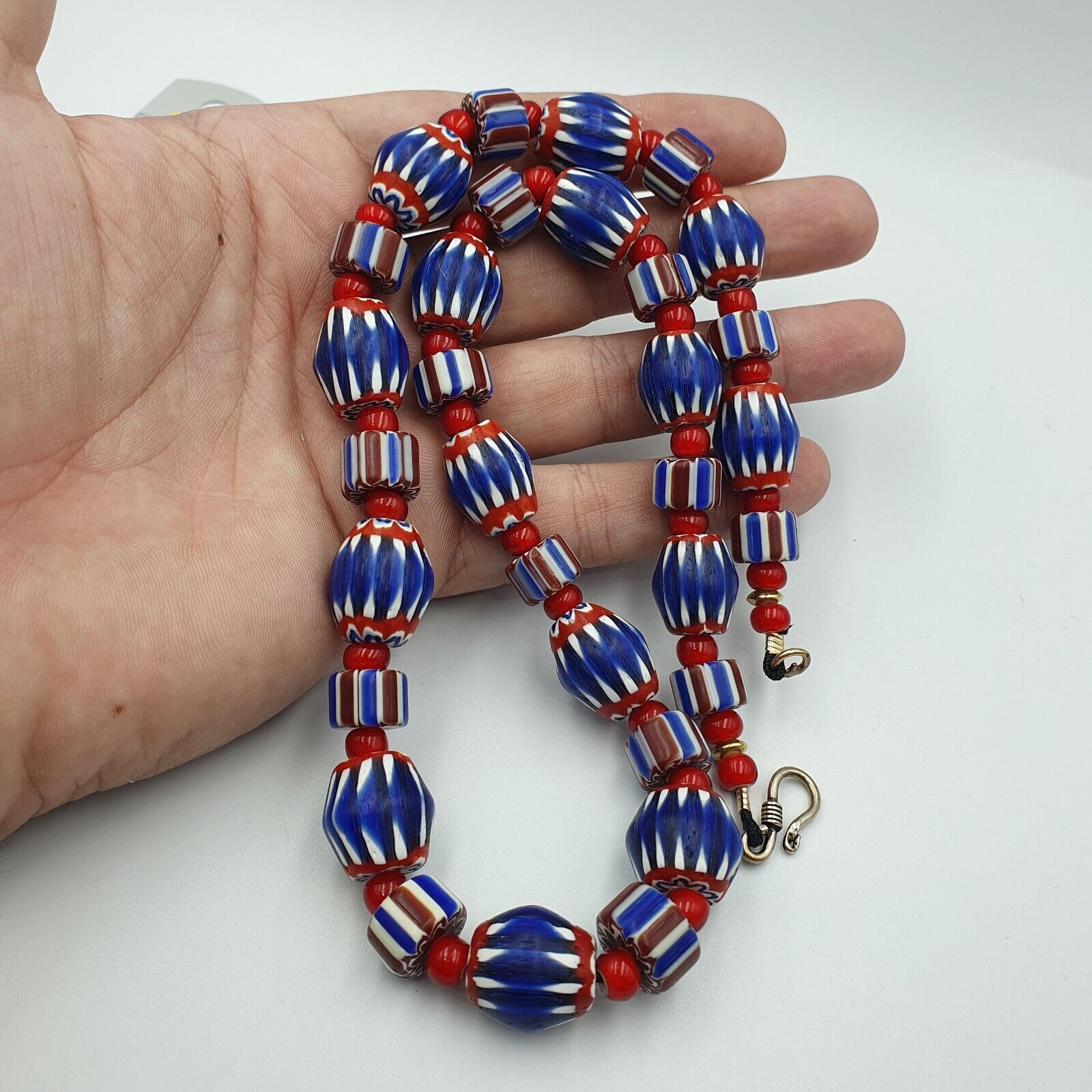 Vintage Chevron & Venetian 6mm Whiteheart Beads Necklace NC-B-1