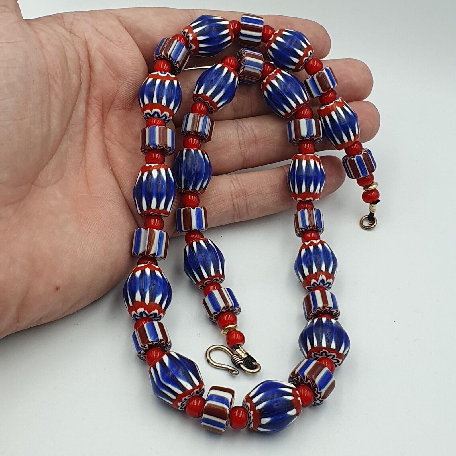 Vintage Chevron & Venetian 6mm Whiteheart Beads Necklace NC-B-1