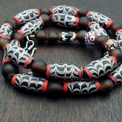 Vintage Feather Style Unique Pattern Trade Beads Beaded Necklace