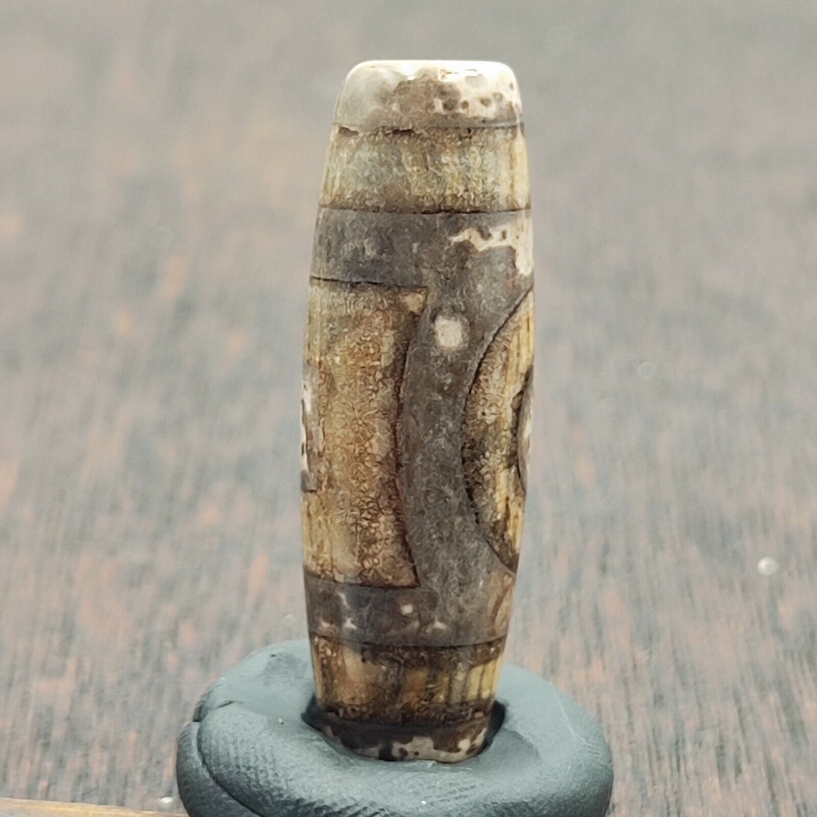 Vintage Old Tibetan 2 Eyes Agate stone Dzi Bead Amulet TB-9-5