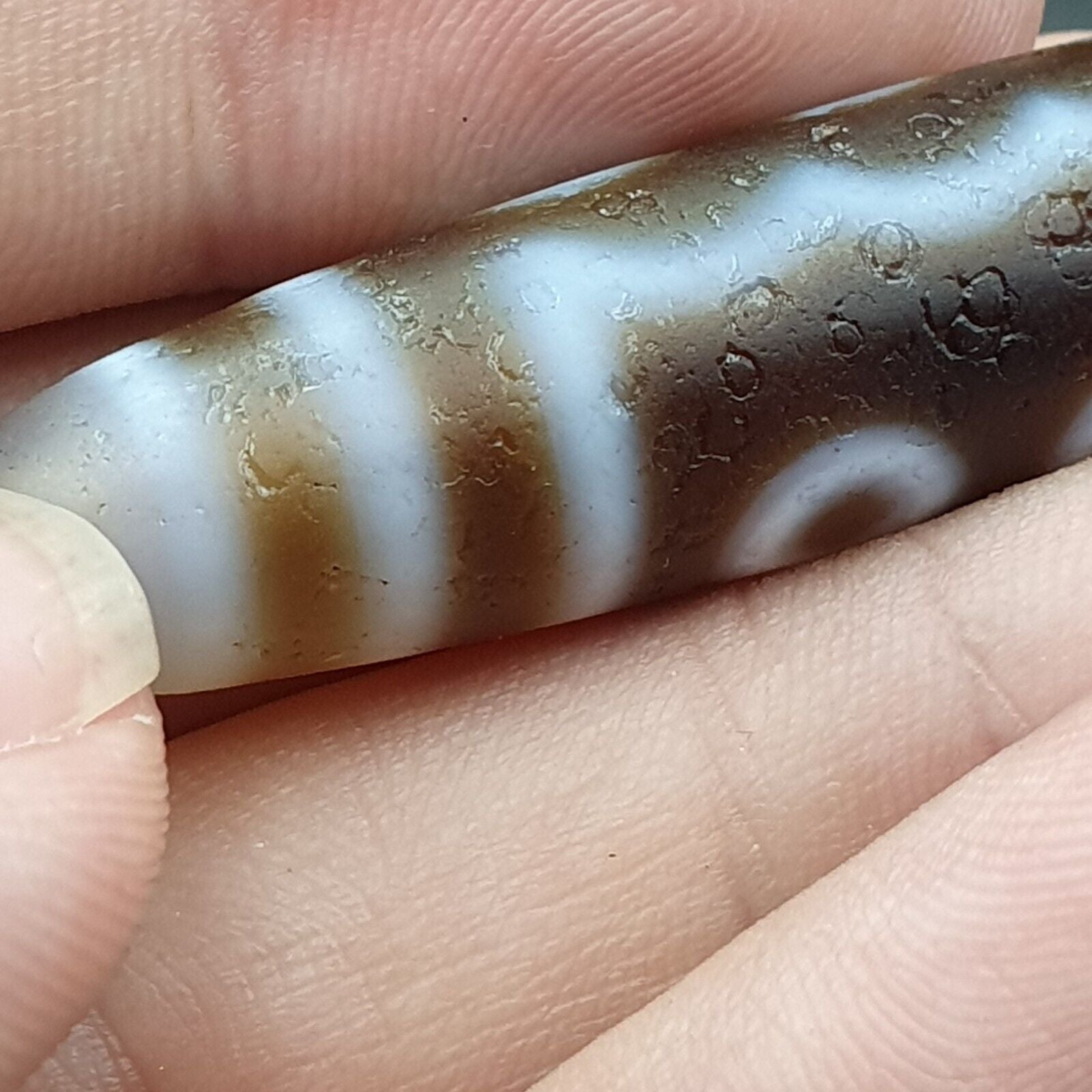 Vintage Old Himalayan Indo Tibetan 5 Eyes pattern Dzi Amulet Pendant Bead B25