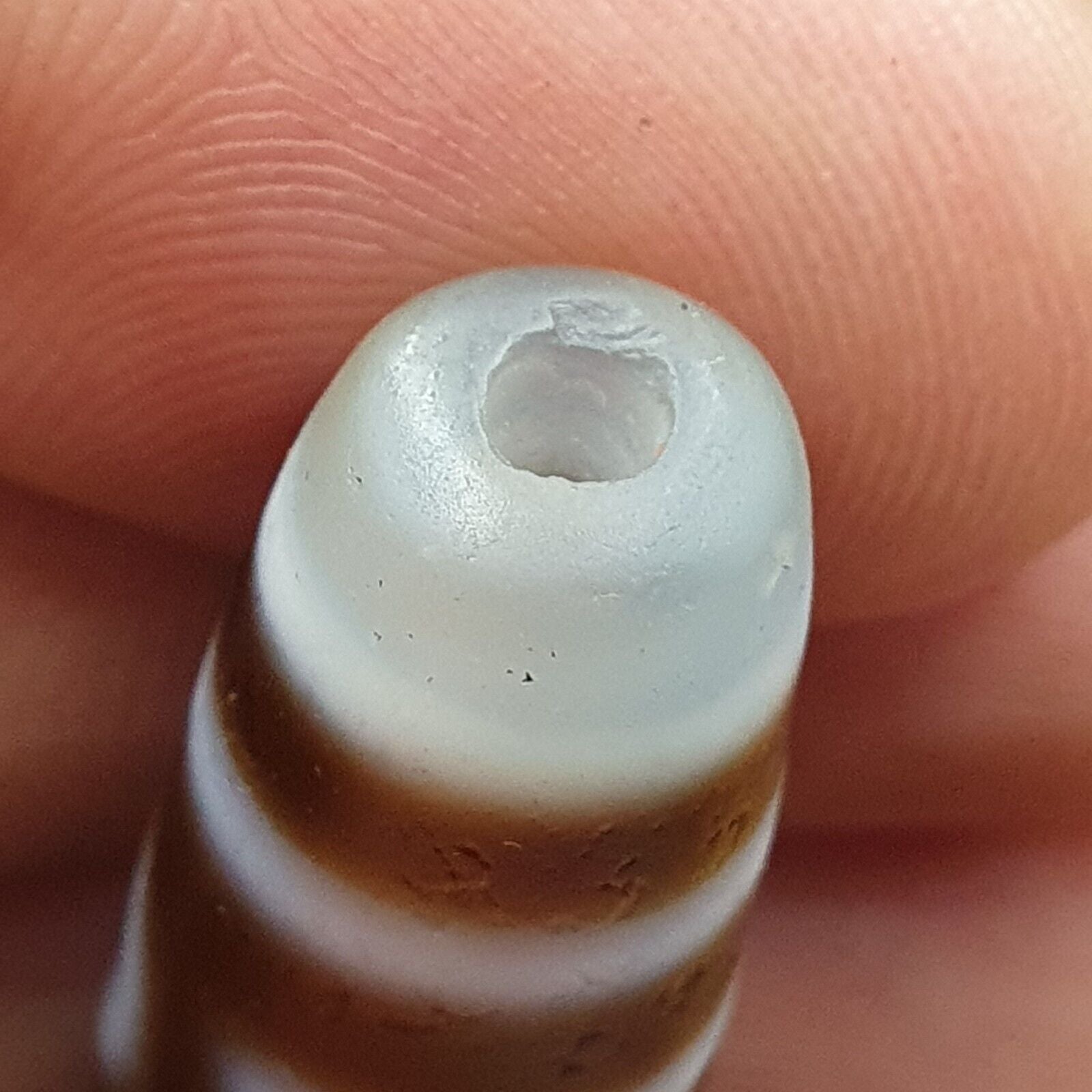 Vintage Old Himalayan Indo Tibetan 5 Eyes pattern Dzi Amulet Pendant Bead B25