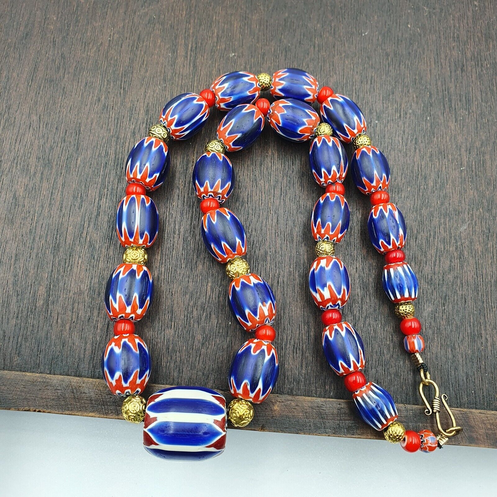 Venetian Red White Heart 6mm and Blue Chevron Glass Beads Necklace NCH-4