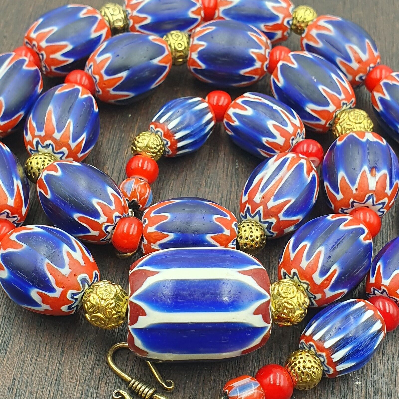 Venetian Red White Heart 6mm and Blue Chevron Glass Beads Necklace NCH-4
