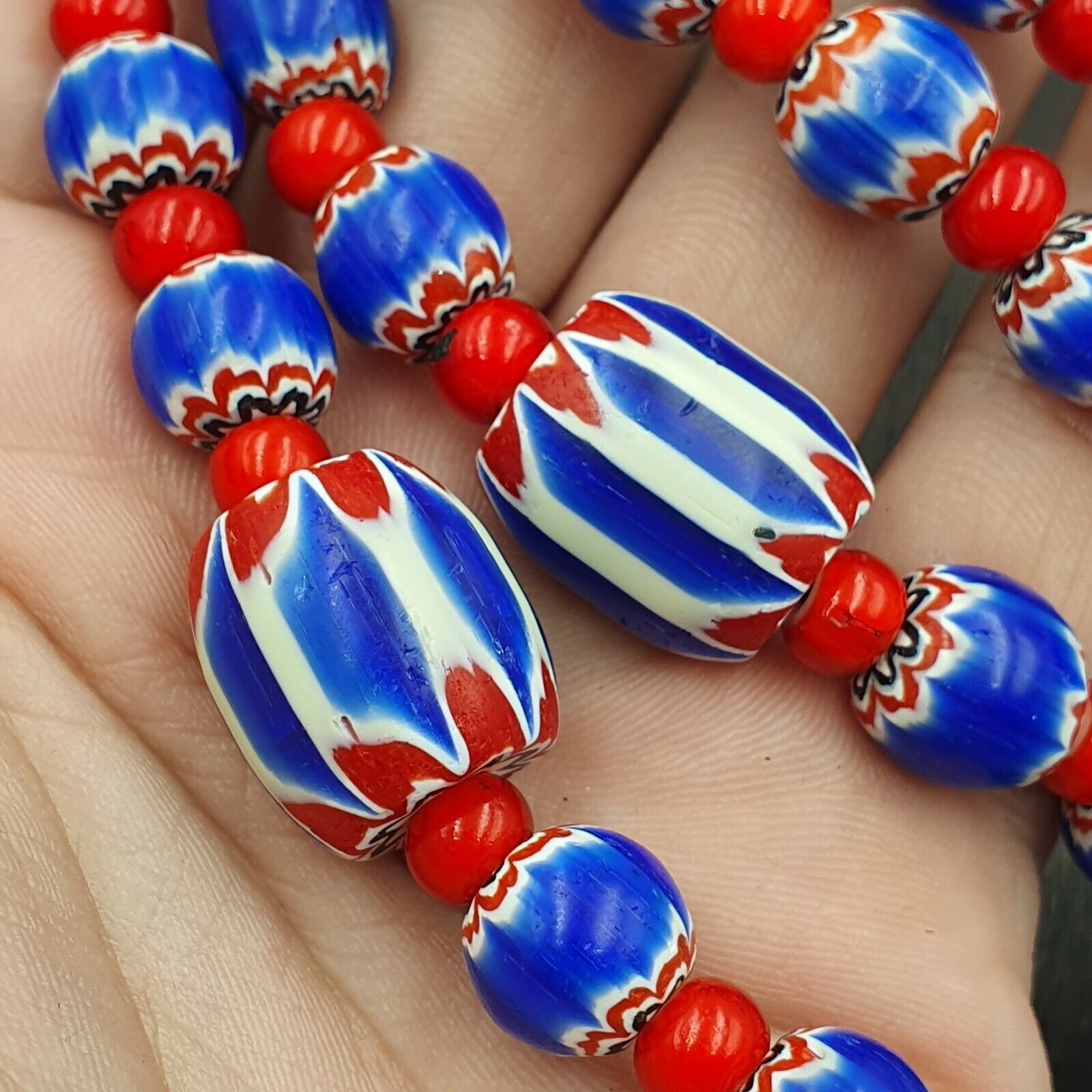 Venetian white heart and Blue Chevron Glass Beads Necklace NCH-2