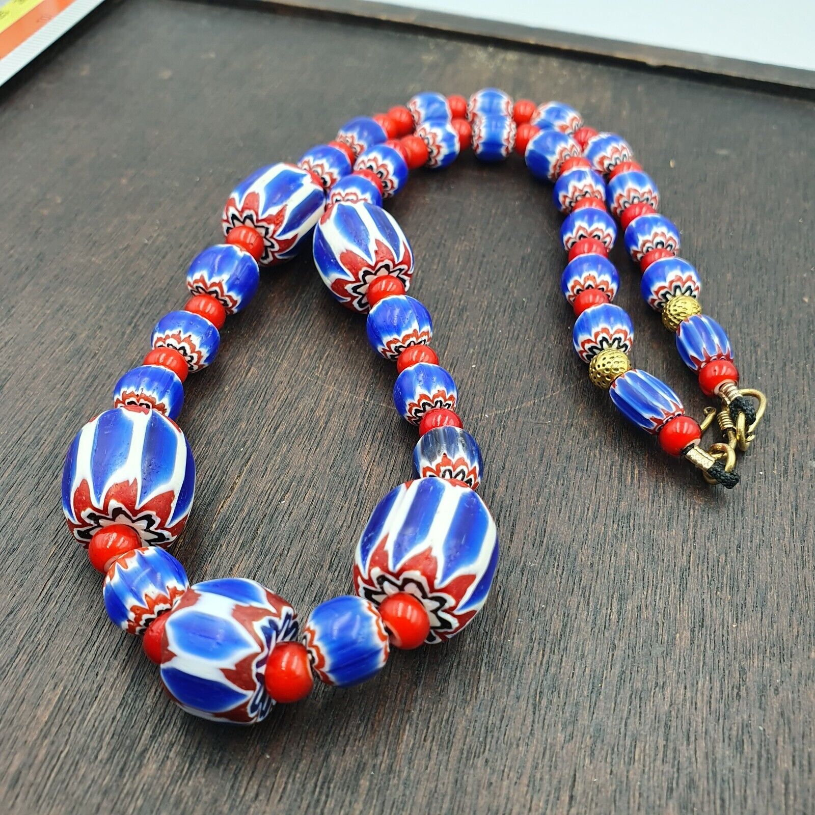 Venetian white heart and Blue Chevron Glass Beads Necklace NCH-2