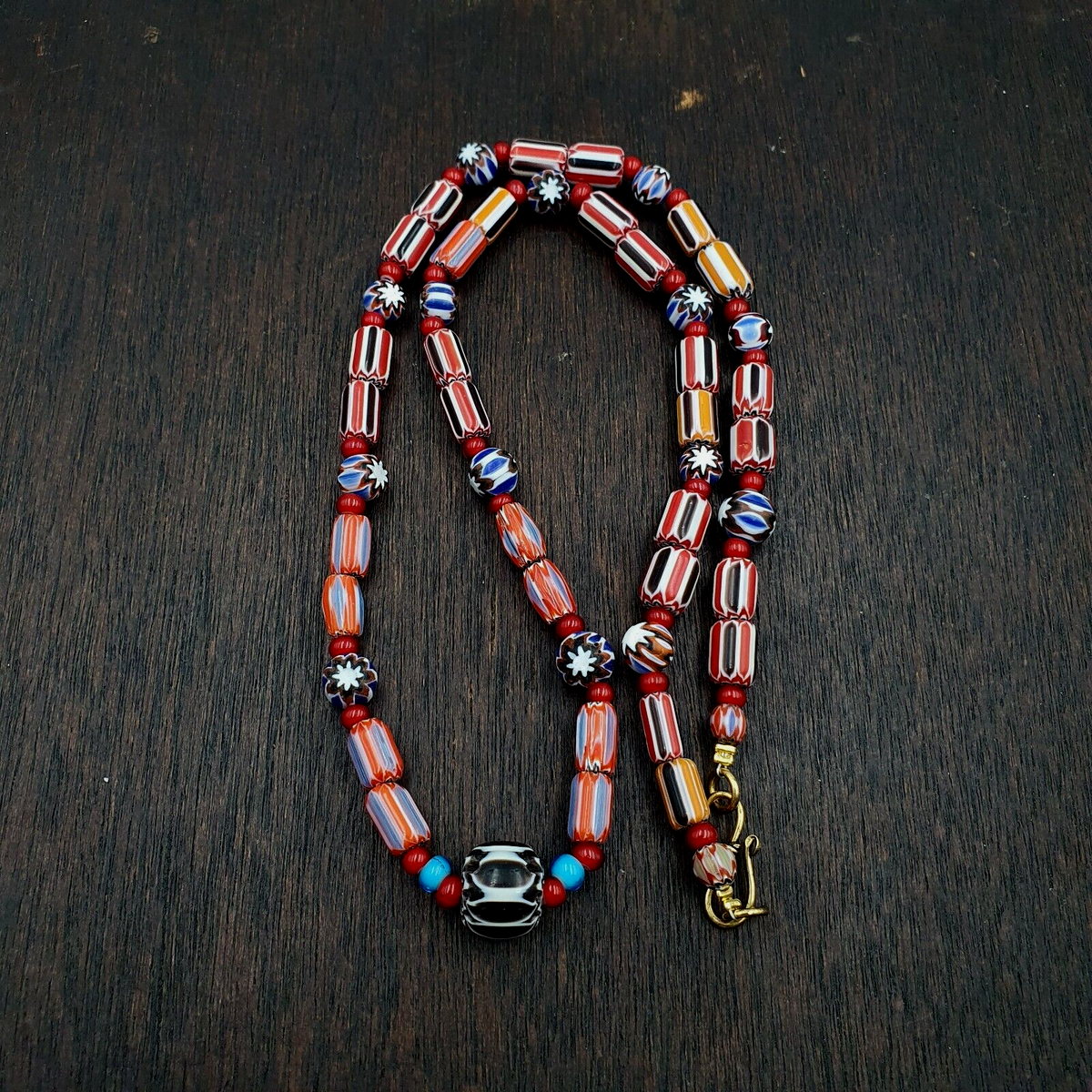 Vintage Chevron and White Heart Venetian Multilayers Glass Beads Necklace N-92
