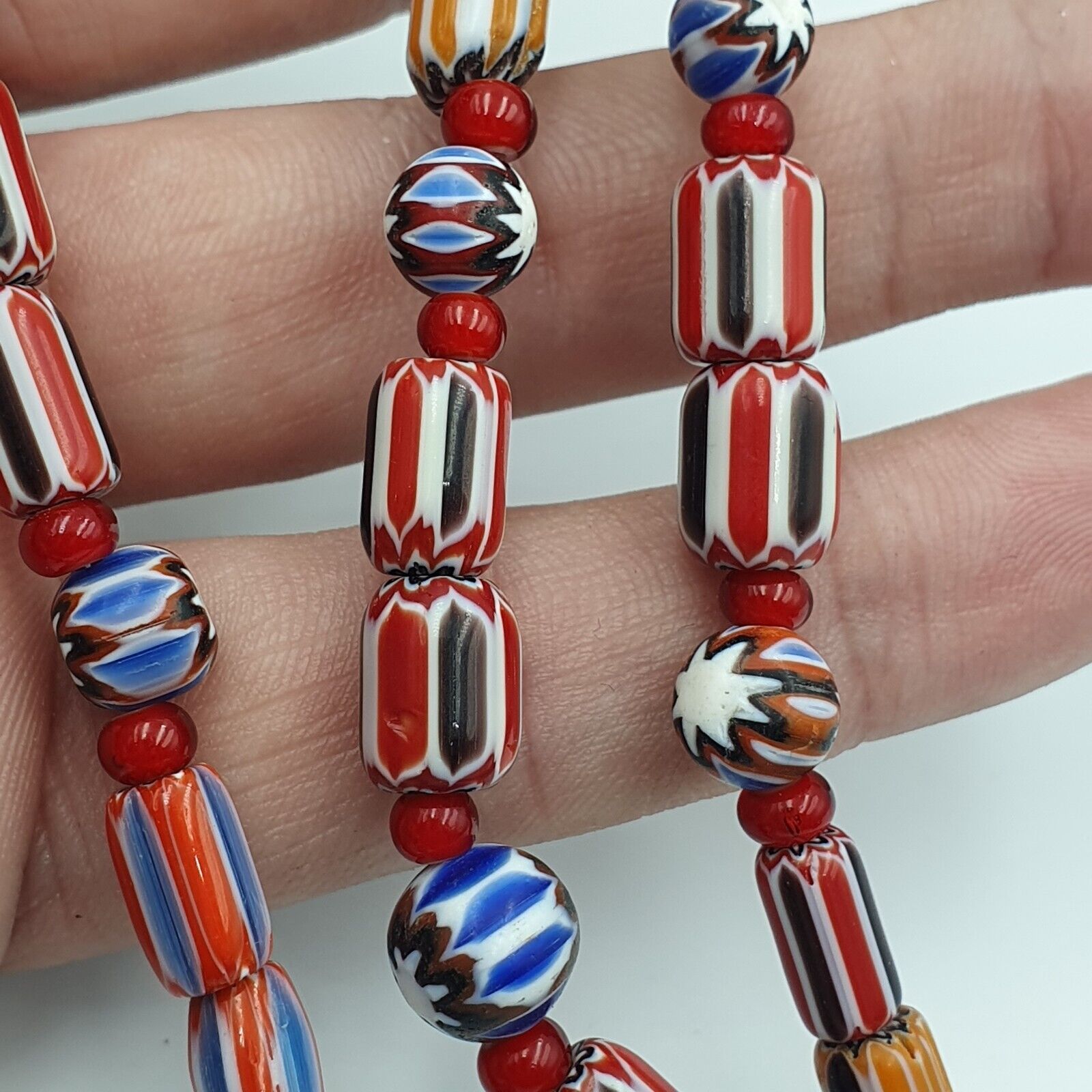 Vintage Chevron and White Heart Venetian Multilayers Glass Beads Necklace N-92