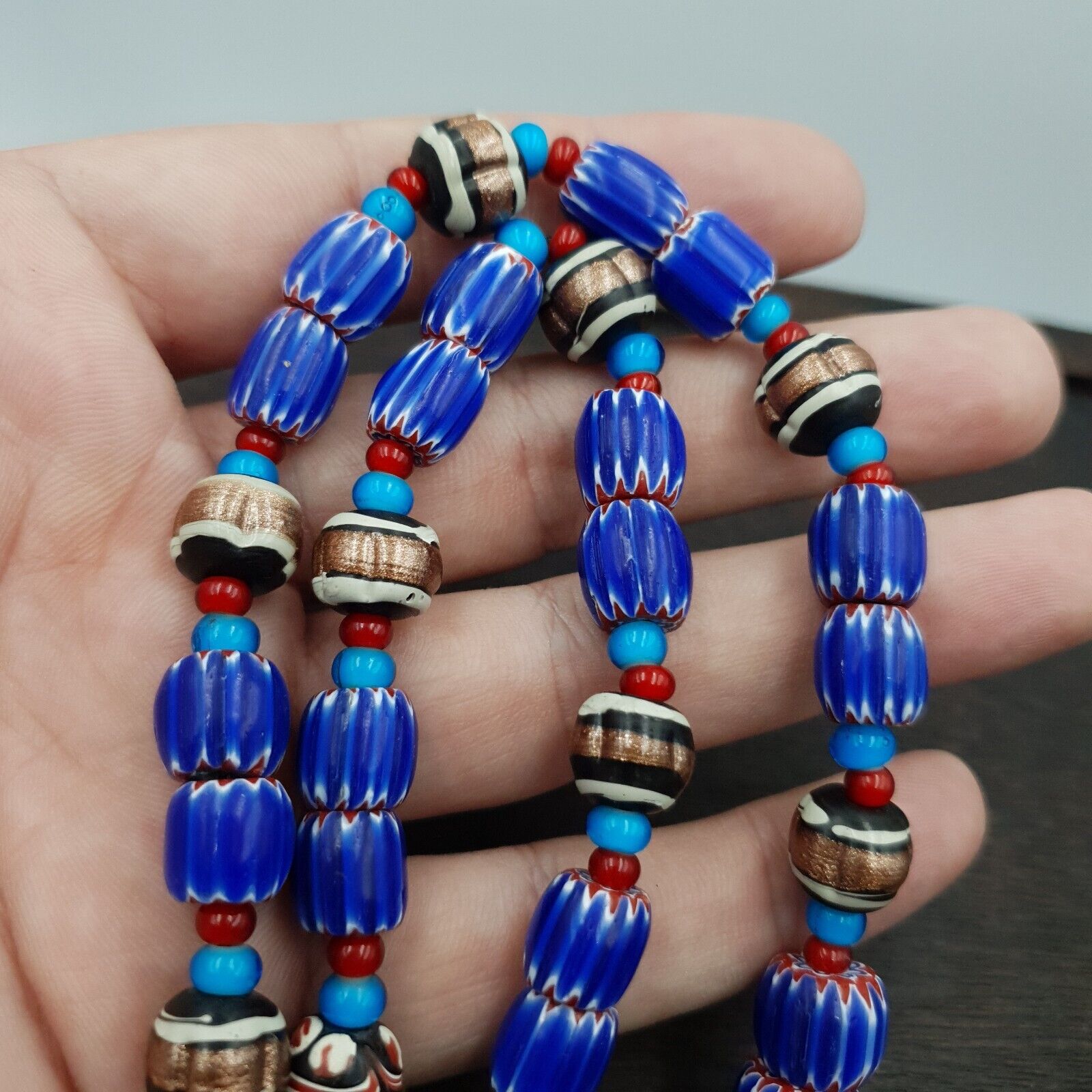 Antique white heart Venetian Style Blue Chevron Glass Beads necklace N9-5