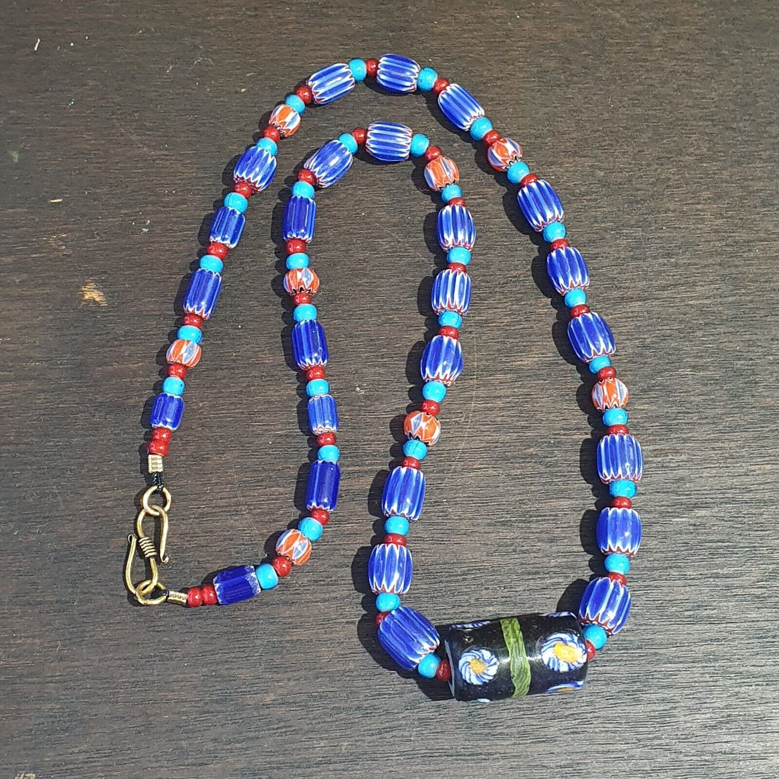Antique white heart Venetian Style Blue Chevron Glass Beads necklace N9-1