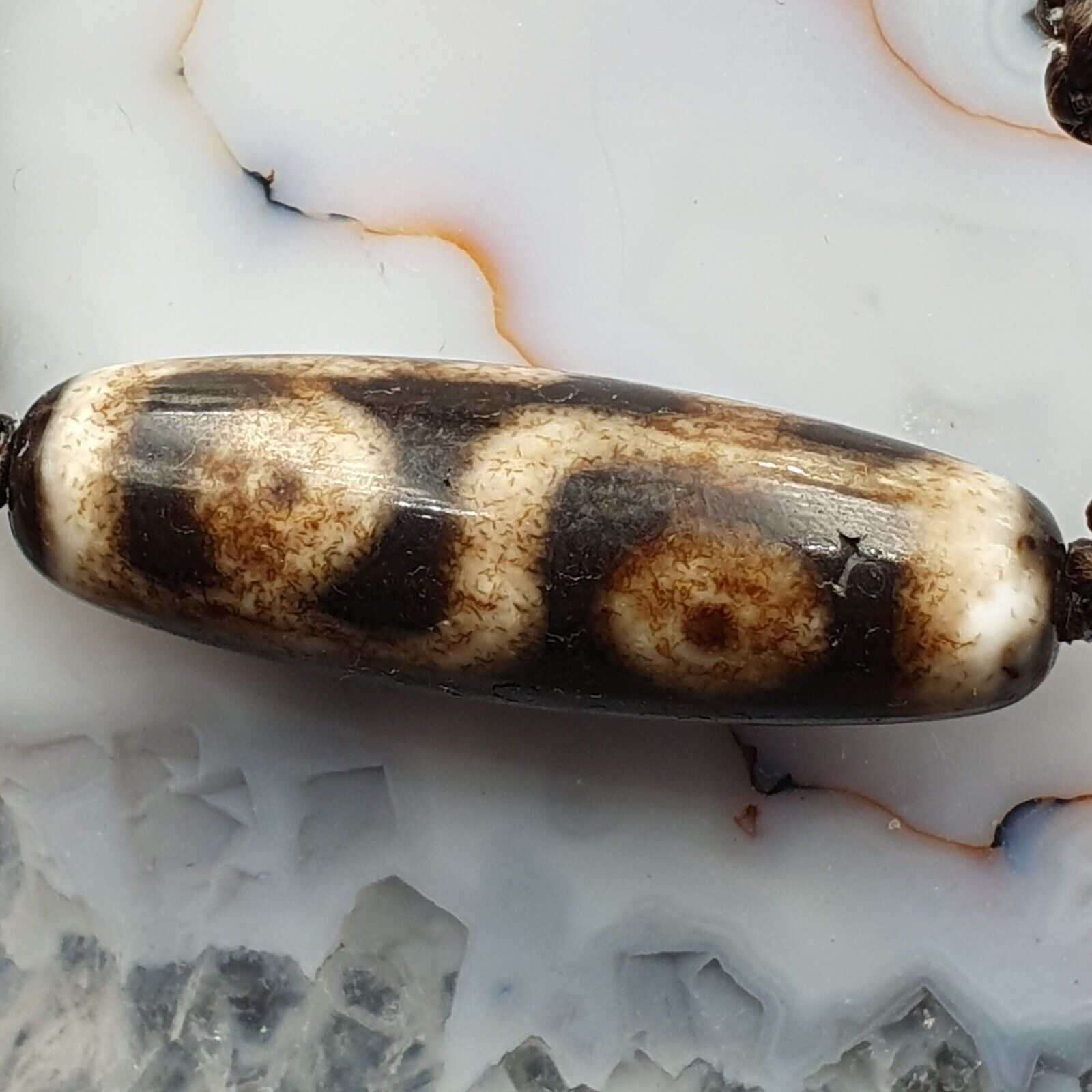 Vintage Old Tibetan 6 Eyes Agate stone Dzi Bead Amulet with 18" wax thread S2