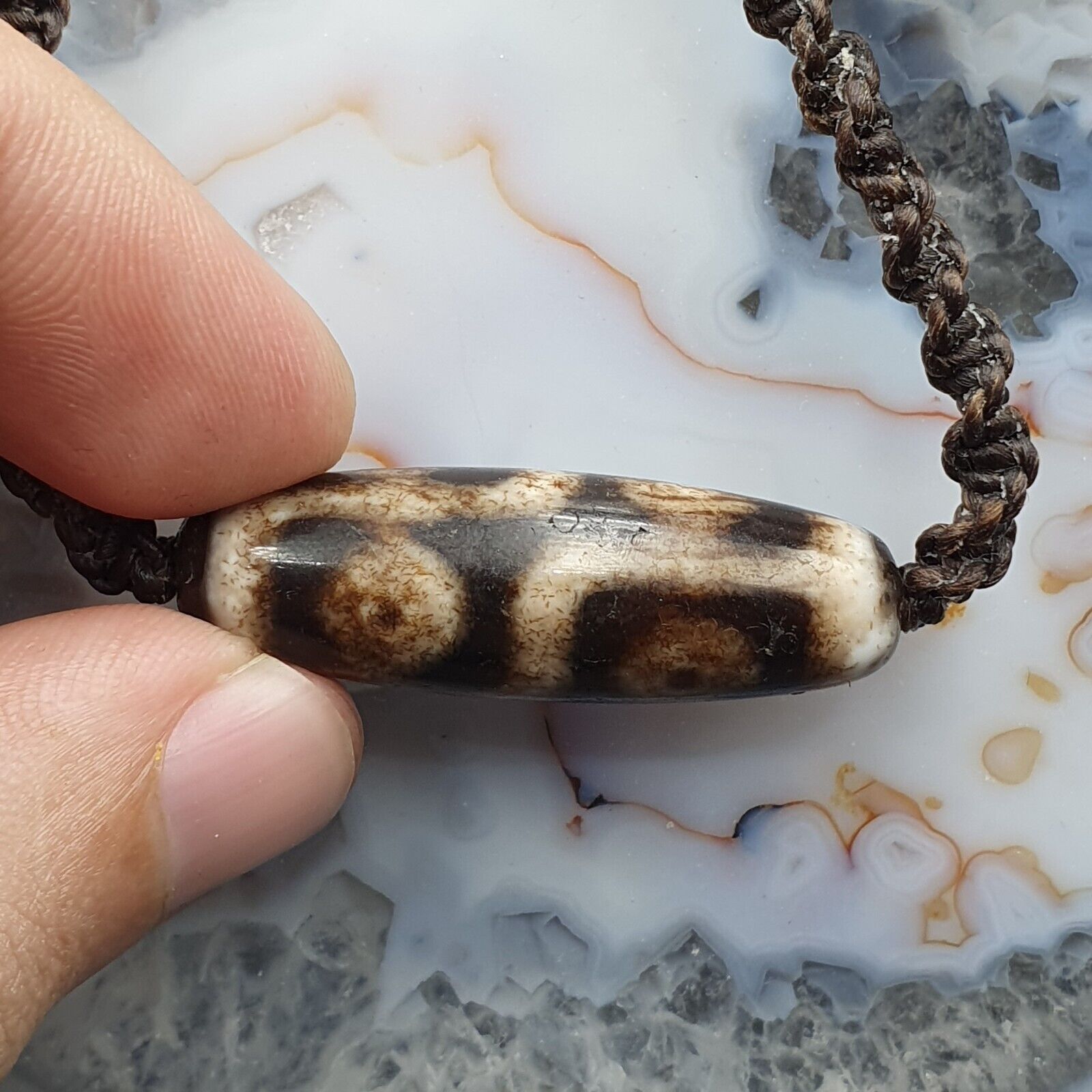 Vintage Old Tibetan 6 Eyes Agate stone Dzi Bead Amulet with 18" wax thread S2