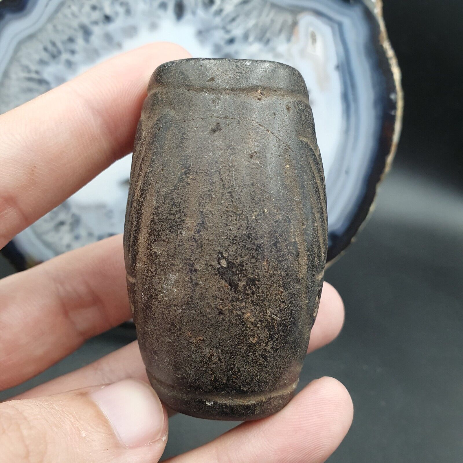 Antique Black Magnetic Stone mysterious animal carving Stone Bead Amulet MG-9-1