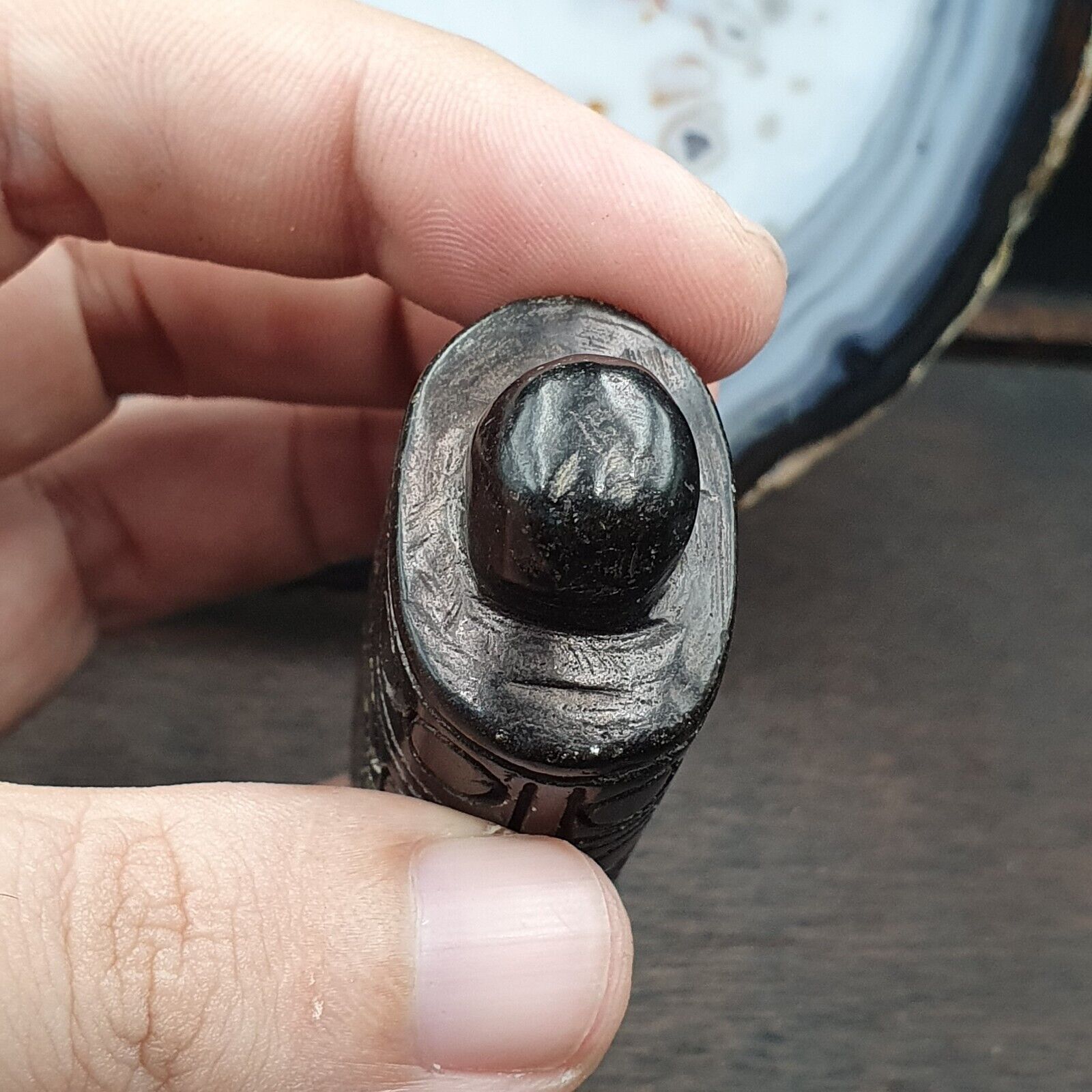 Antique Black Magnetic Stone mysterious animal carving Stone Bead Amulet MG-9-3