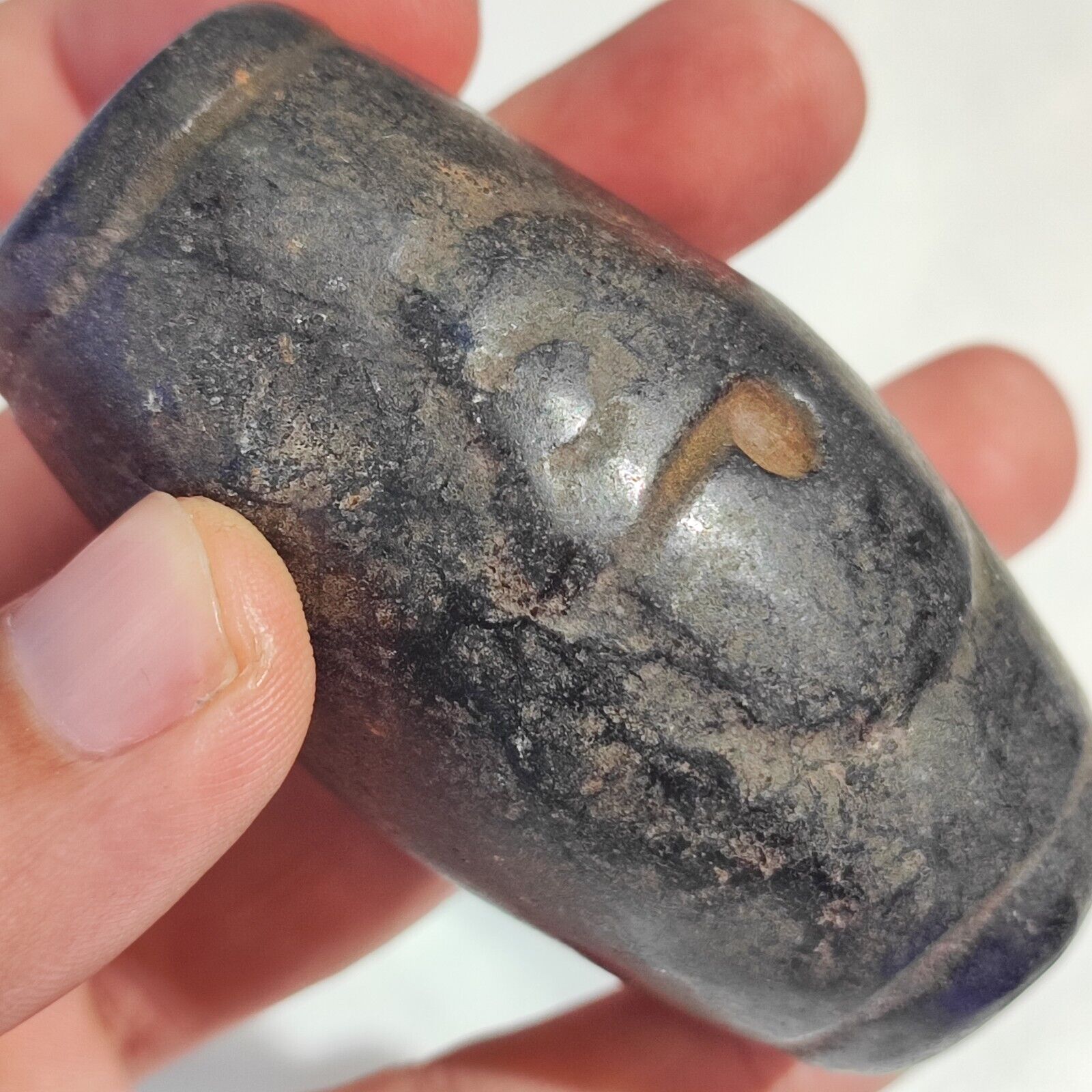 Antique Black Magnetic Stone mysterious animal carving Stone Bead Amulet MG-9-15