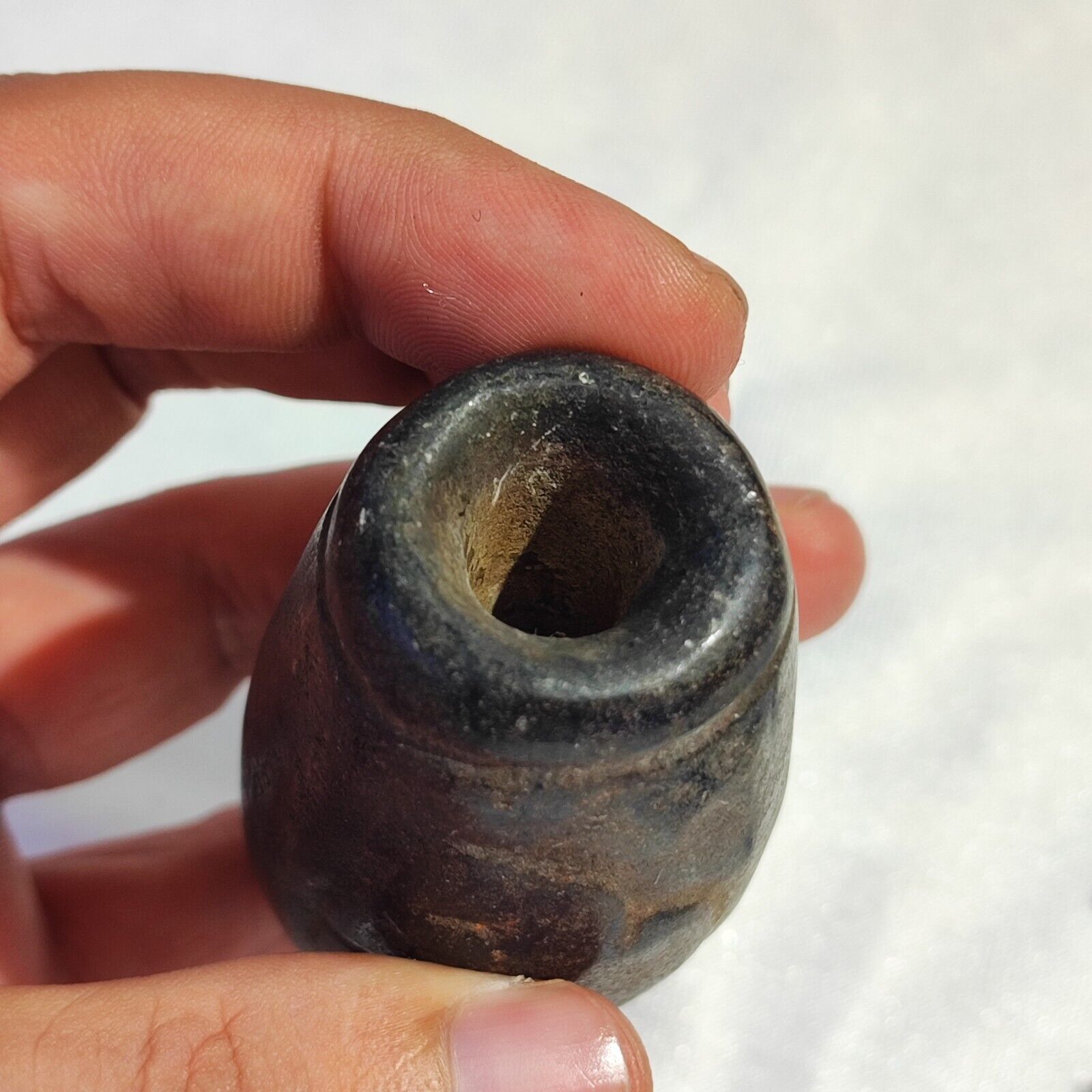 Antique Black Magnetic Stone mysterious animal carving Stone Bead Amulet MG-9-15