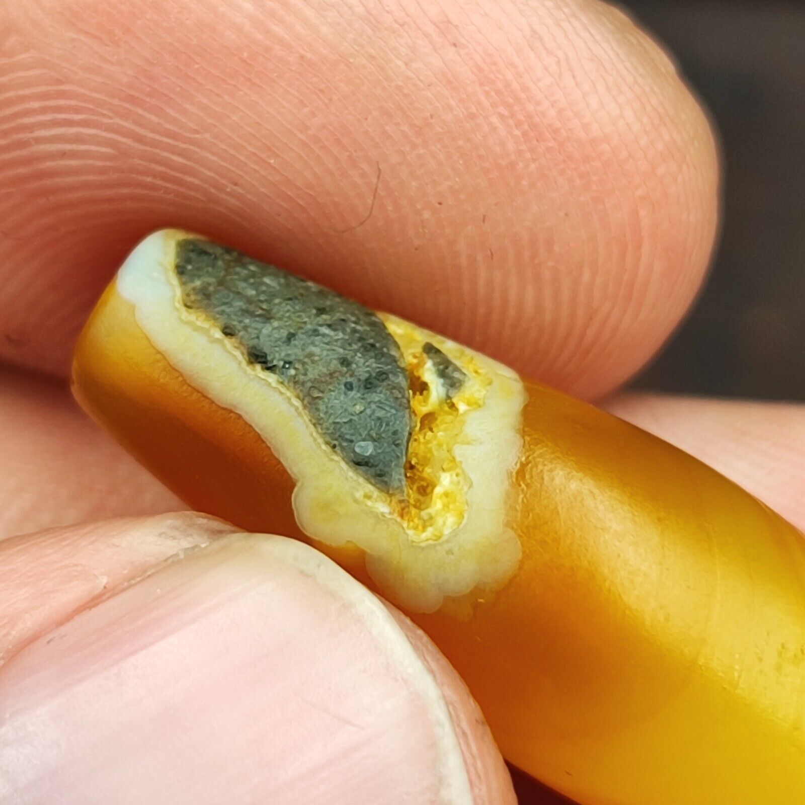 Antique Yemeni Old Eye Agate Middle Eastern Red, yellow Agate Bead -3Y