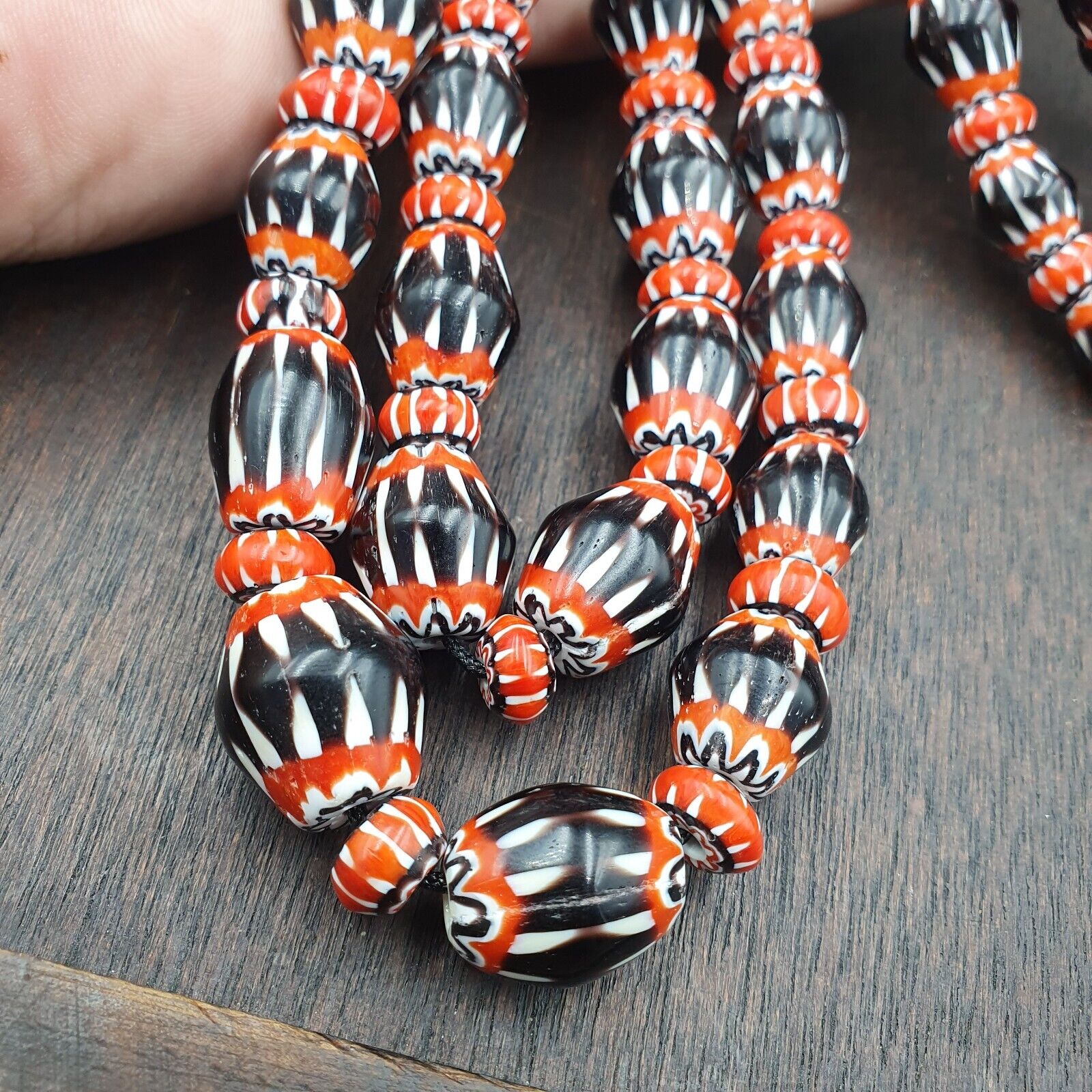 Vintage Black Chevron Venetian Style Multilayers Glass Beads Necklace CHB-1