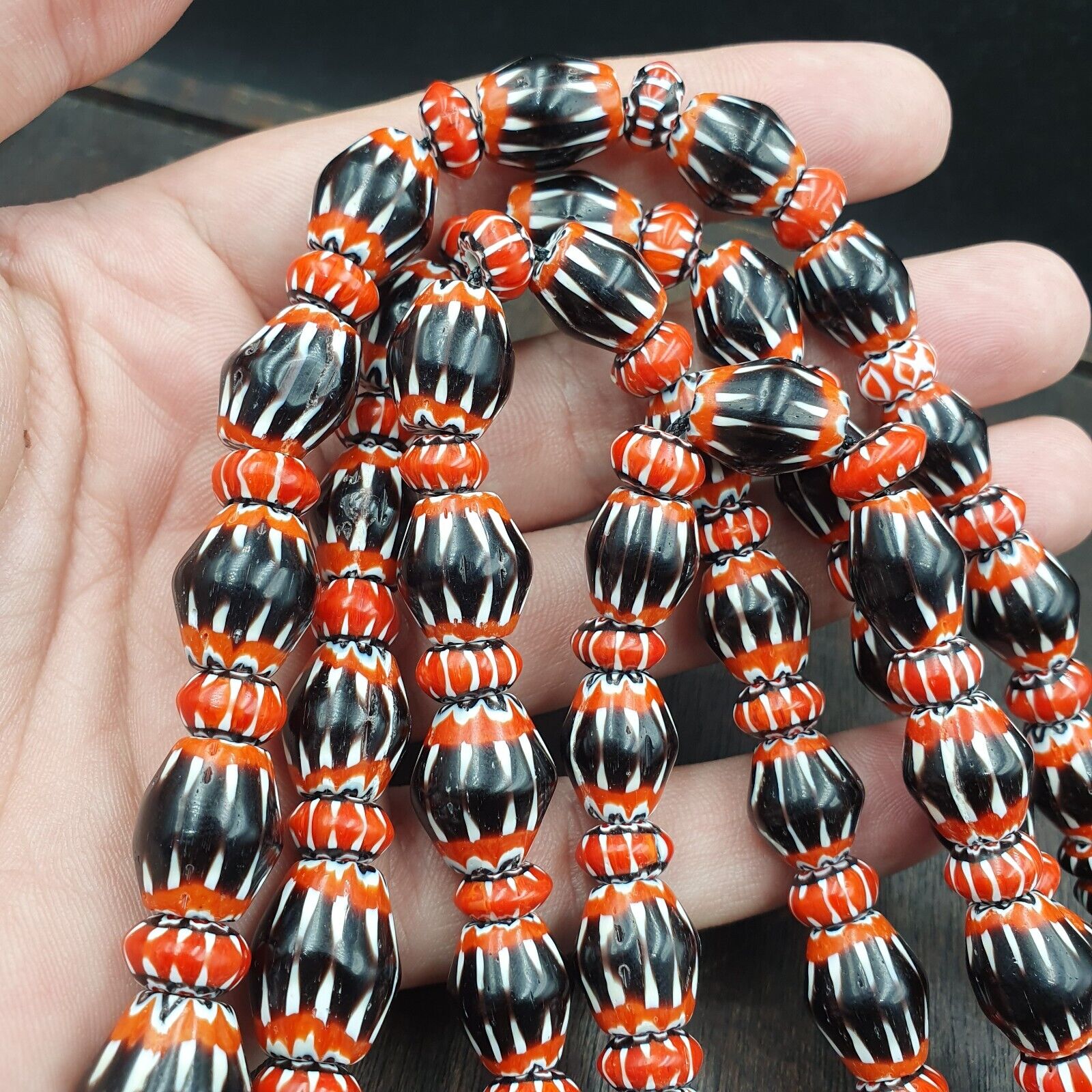 Vintage Black Chevron Venetian Style Multilayers Glass Beads Necklace CHB-1