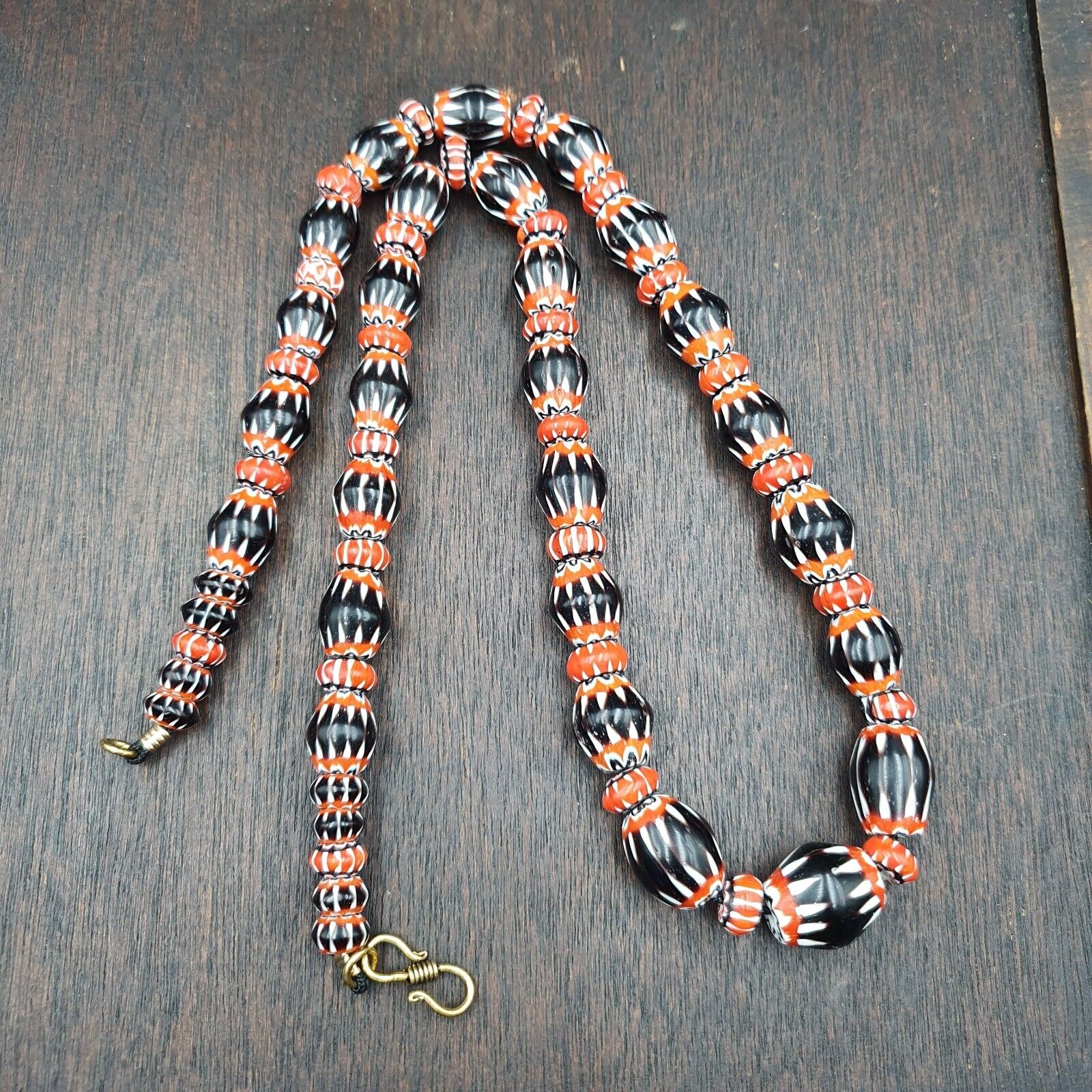 Vintage Black Chevron Venetian Style Multilayers Glass Beads Necklace CHB-1