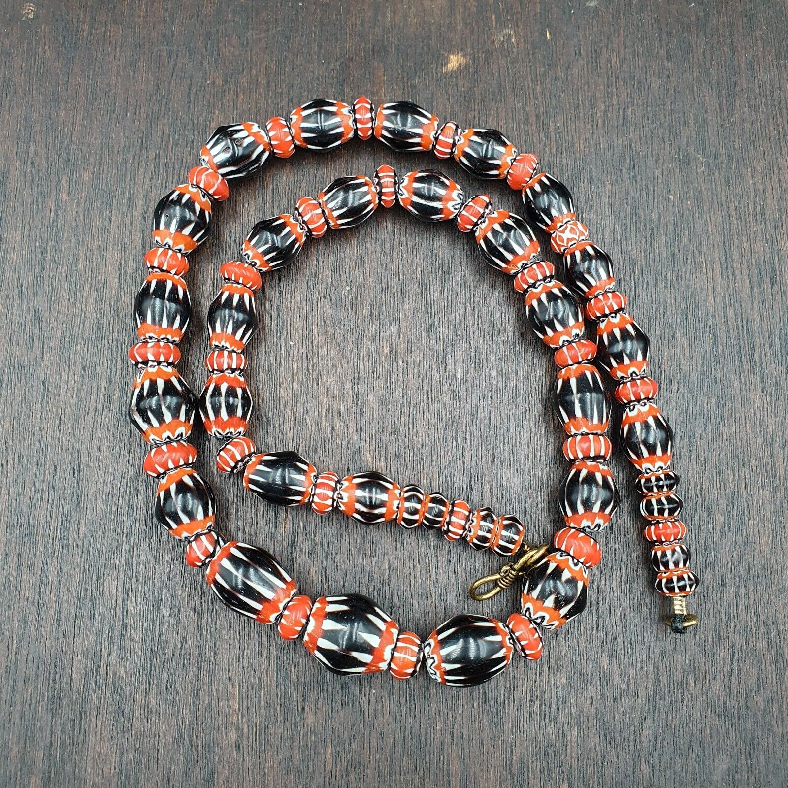 Vintage Black Chevron Venetian Style Multilayers Glass Beads Necklace CHB-1