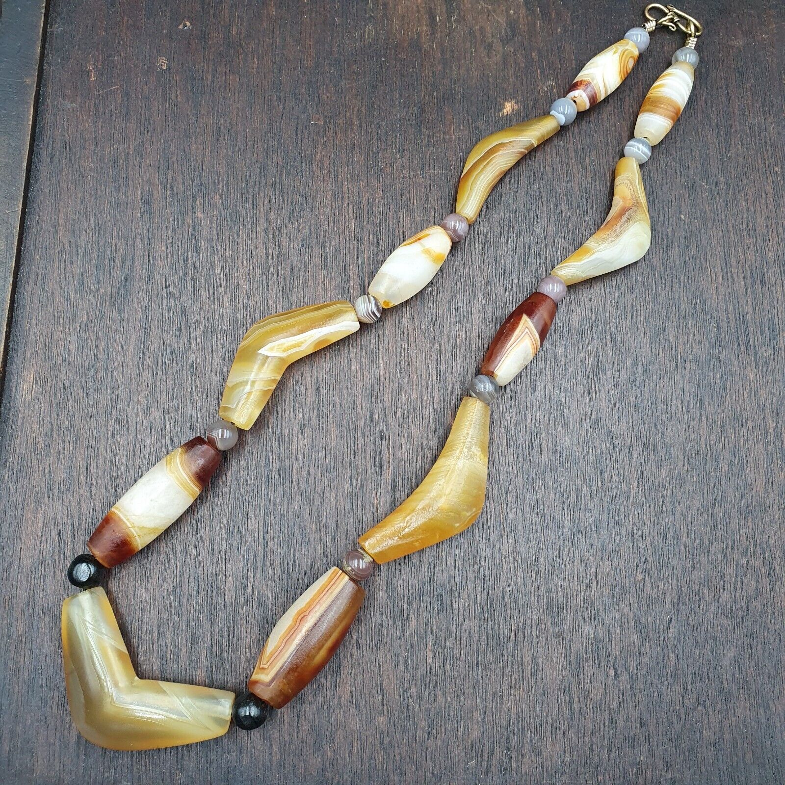 Antique Yemeni Old Crystal Agate Middle Eastern yellow Agate Beads necklace