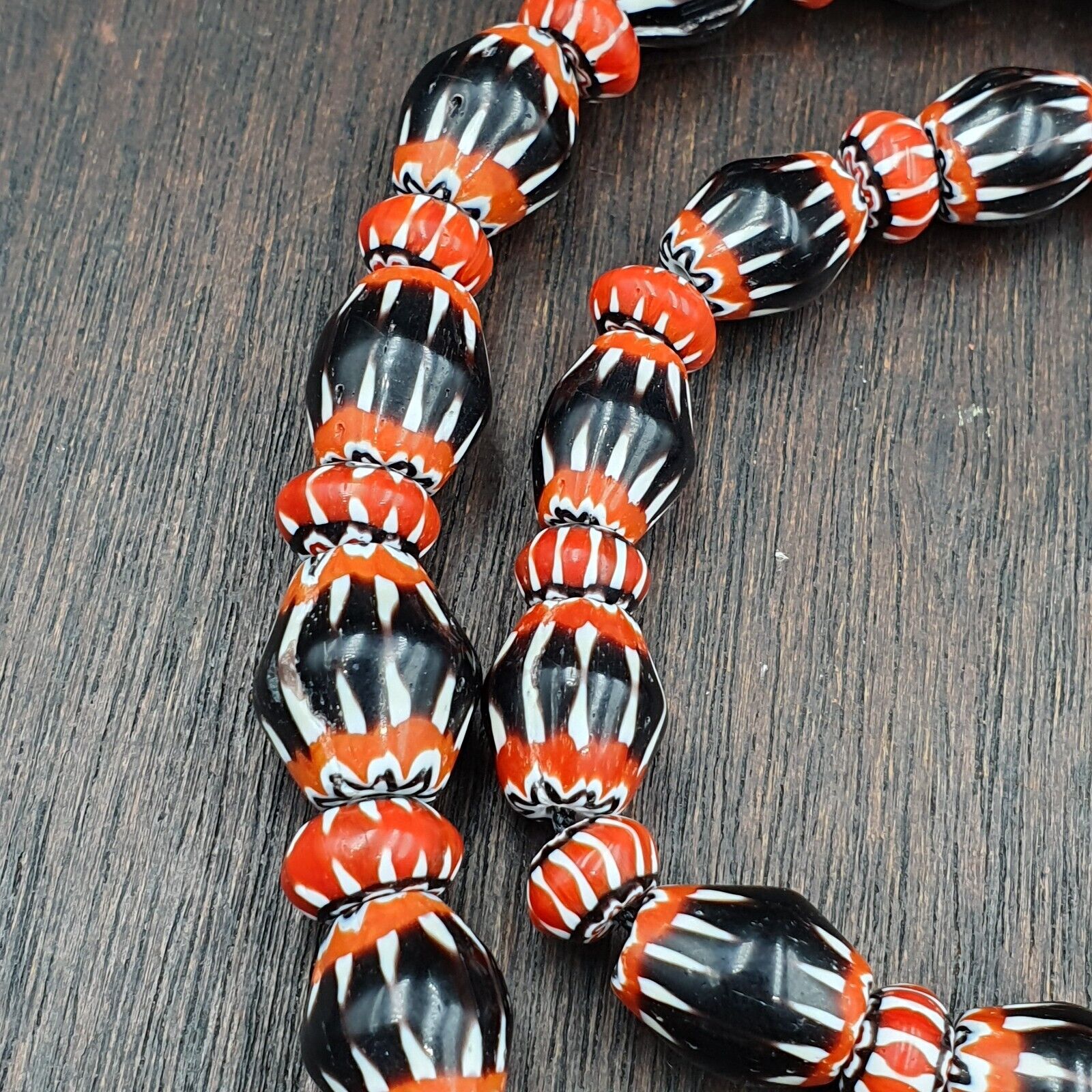 Vintage Black Chevron Venetian Style Multilayers Glass Beads Necklace CHB-1