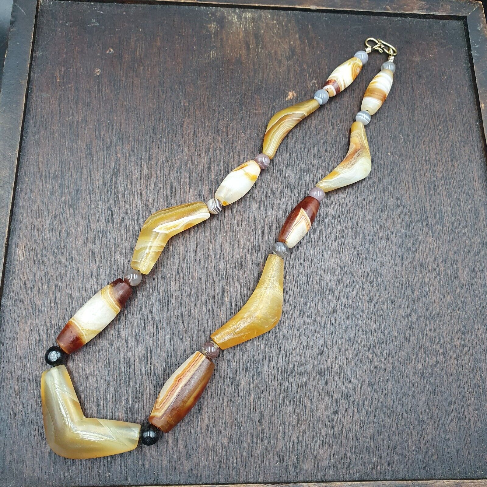 Antique Yemeni Old Crystal Agate Middle Eastern yellow Agate Beads necklace