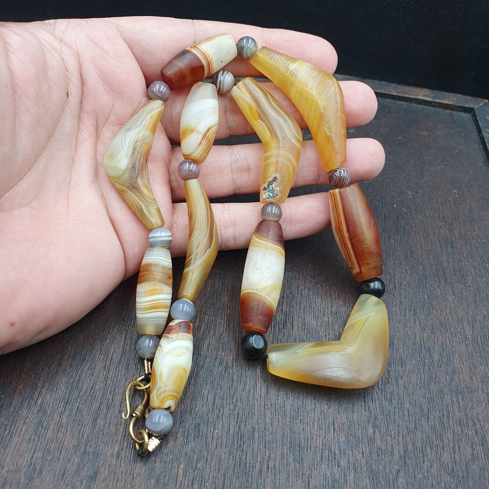 Antique Yemeni Old Crystal Agate Middle Eastern yellow Agate Beads necklace