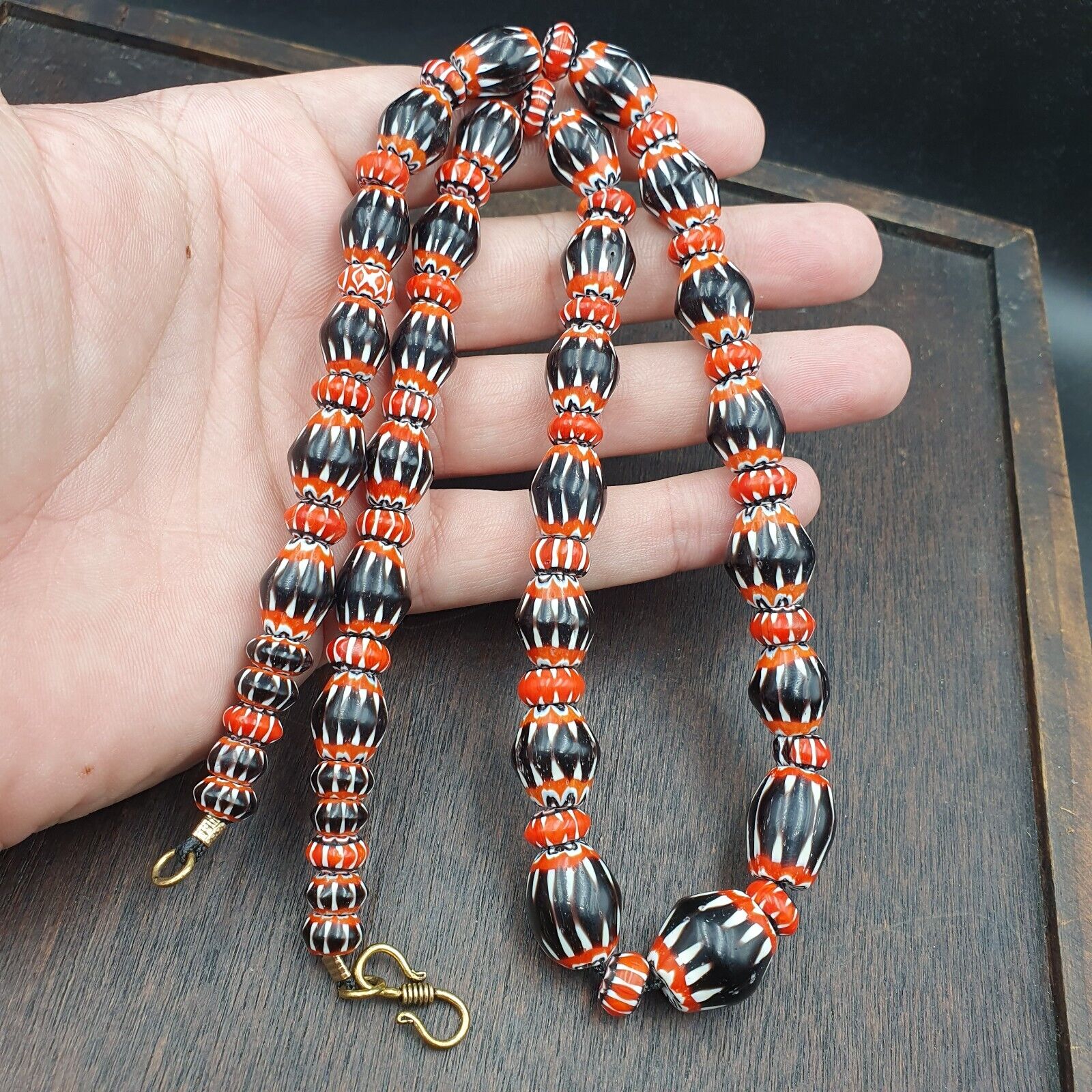 Vintage Black Chevron Venetian Style Multilayers Glass Beads Necklace CHB-1