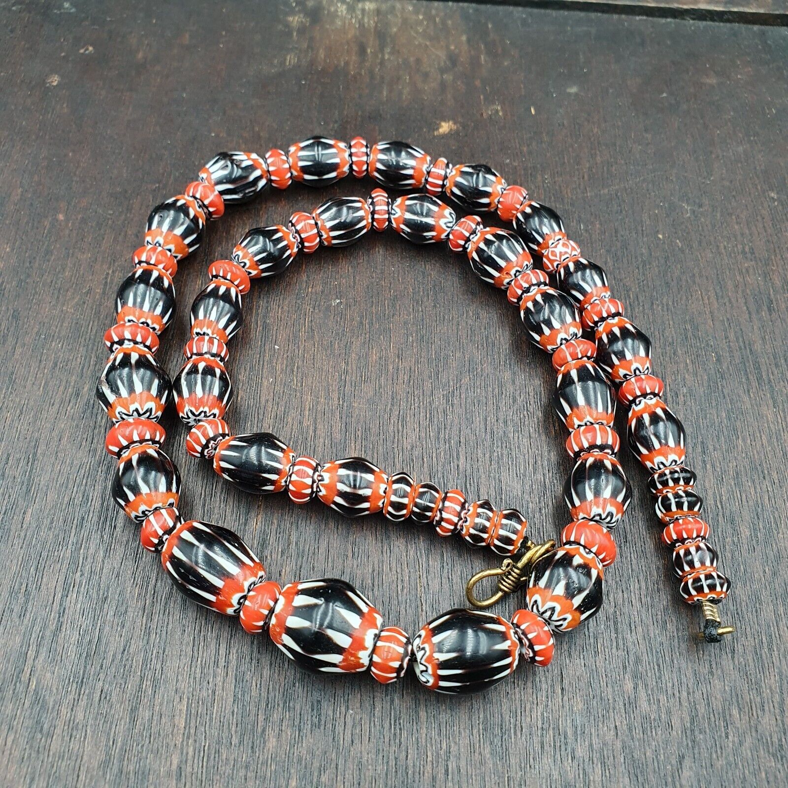 Vintage Black Chevron Venetian Style Multilayers Glass Beads Necklace CHB-1