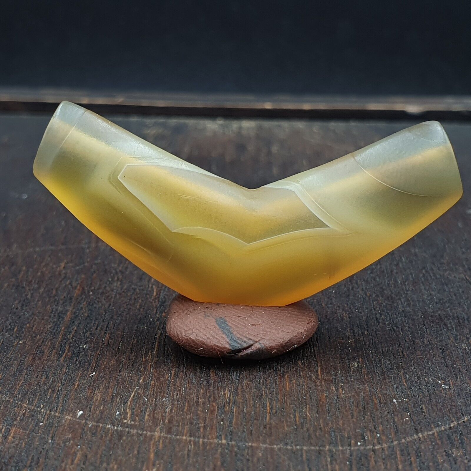 Antique Yemeni Old Crystal Agate Middle Eastern yellow Agate Bead -Y1