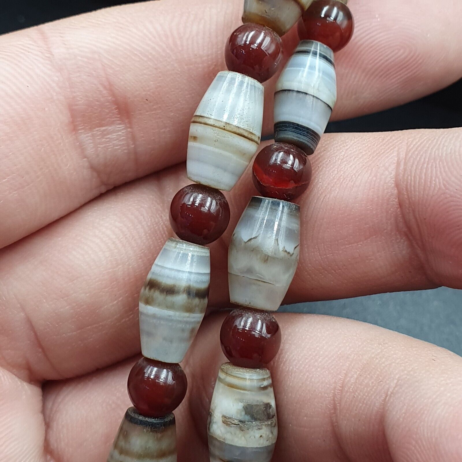 Antique Bactrian White Stripes Agate Middle Eastern Agate Beads necklace