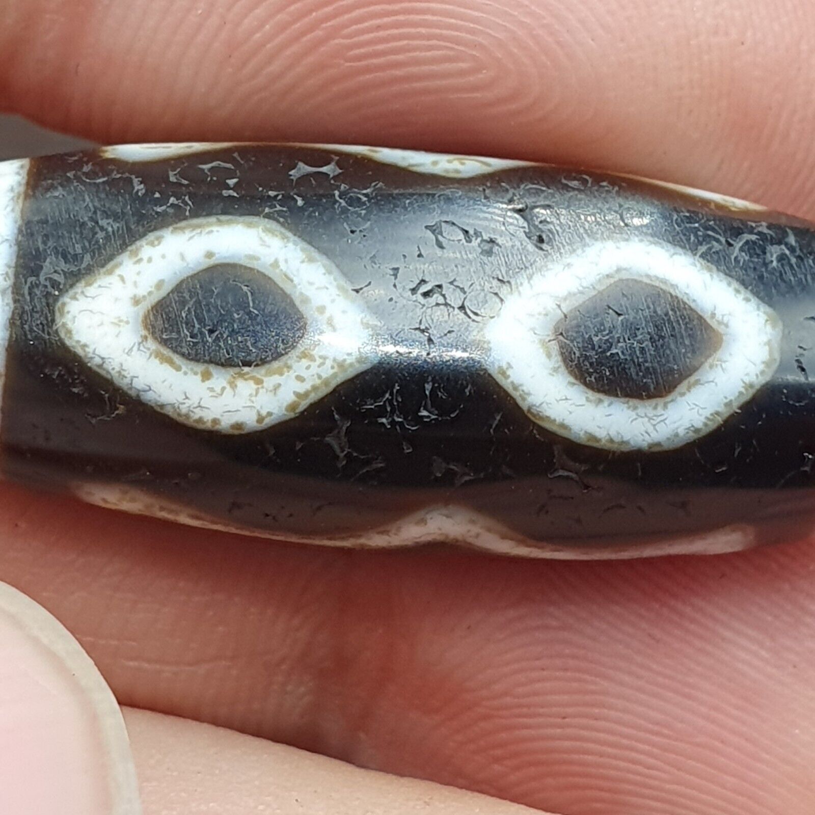 Old Indo Tibetan Agate 3 Diamond Eyes lines Agate stone Dzi Bead Amulet