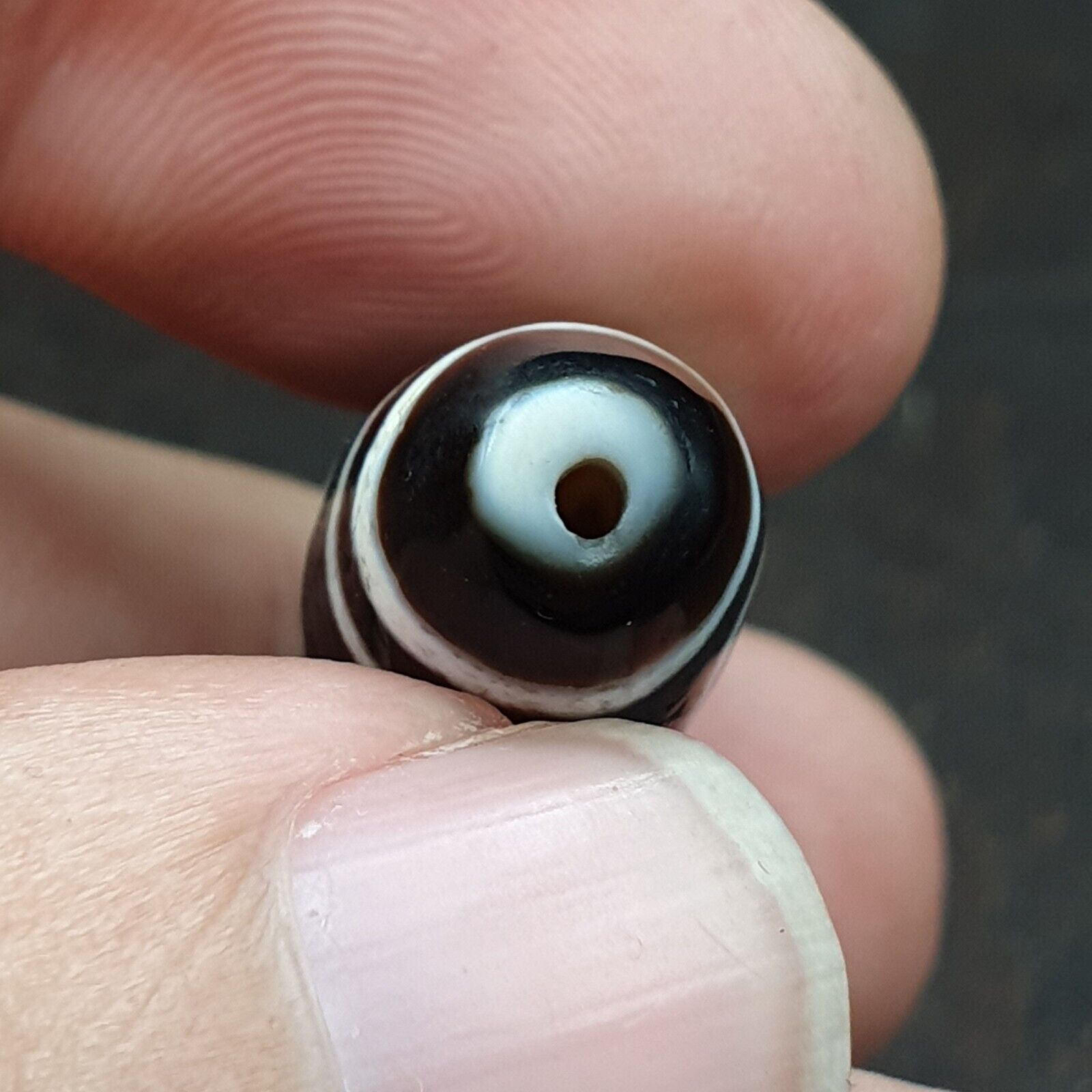 Old Indo Tibetan Agate 3 Diamond Eyes lines Agate stone Dzi Bead Amulet