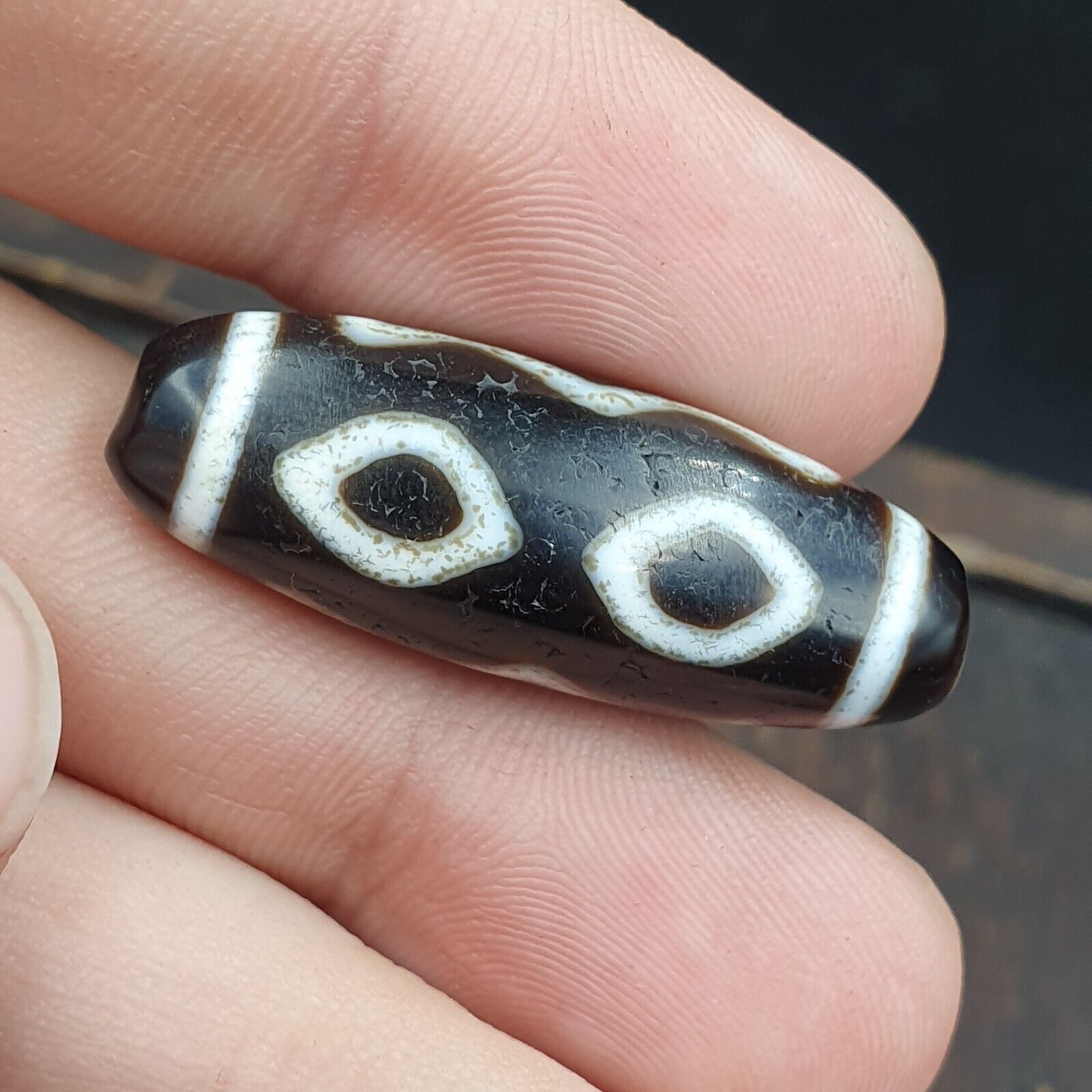 Old Indo Tibetan Agate 3 Diamond Eyes lines Agate stone Dzi Bead Amulet