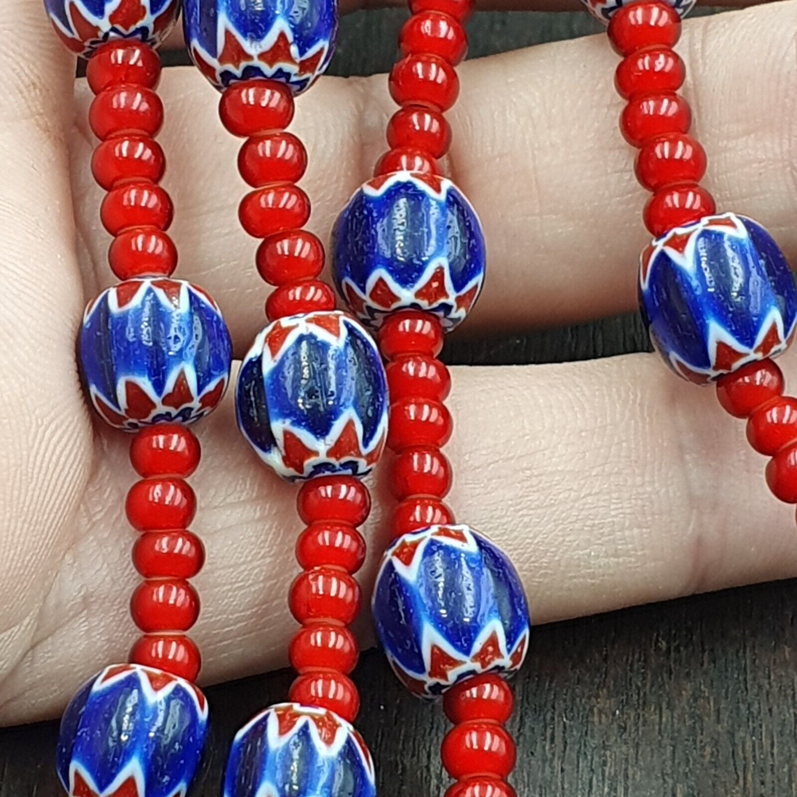 Vintage Chevrons & White Heart Venetian Multilayers Glass Beads Necklace N-315