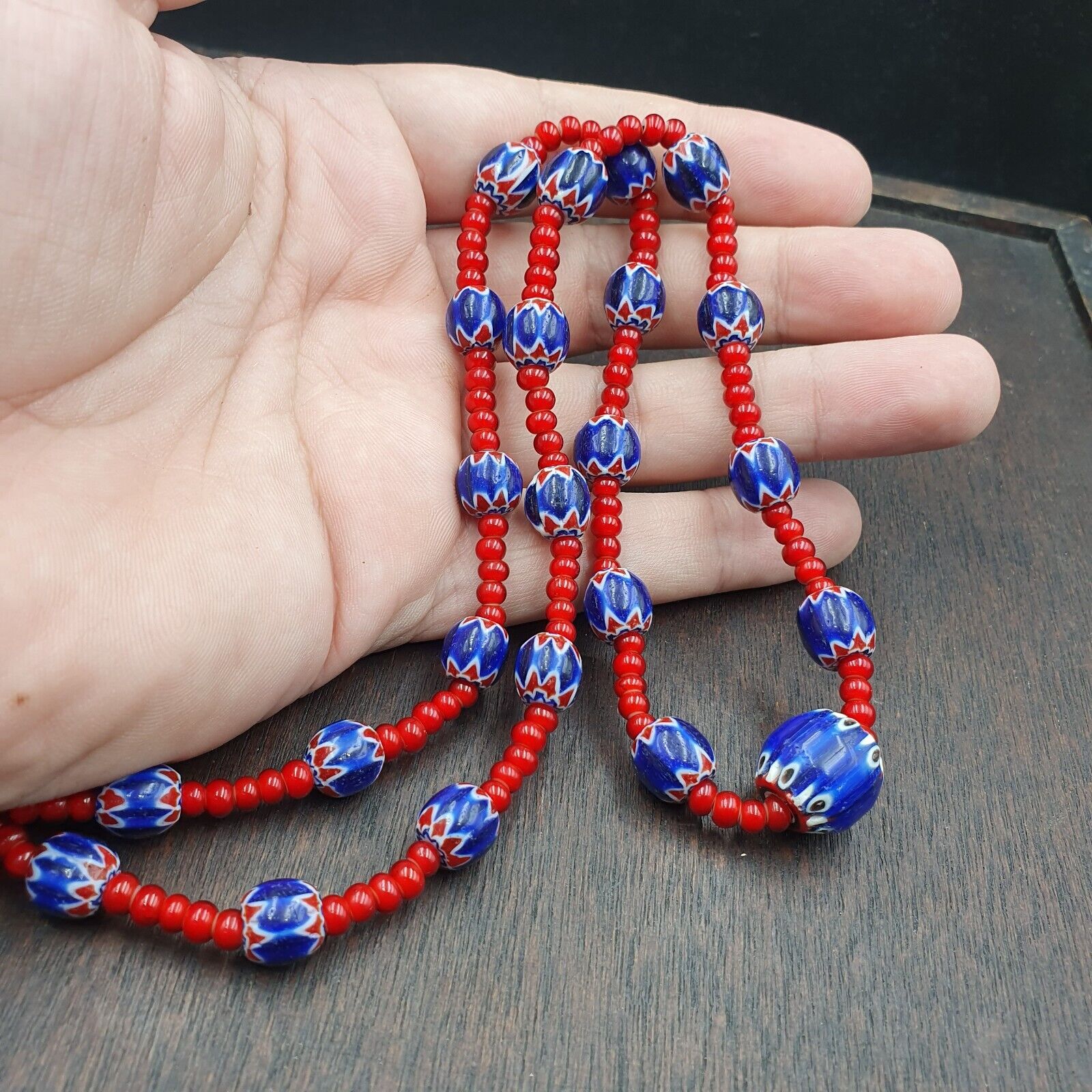 Vintage Chevrons & White Heart Venetian Multilayers Glass Beads Necklace N-315