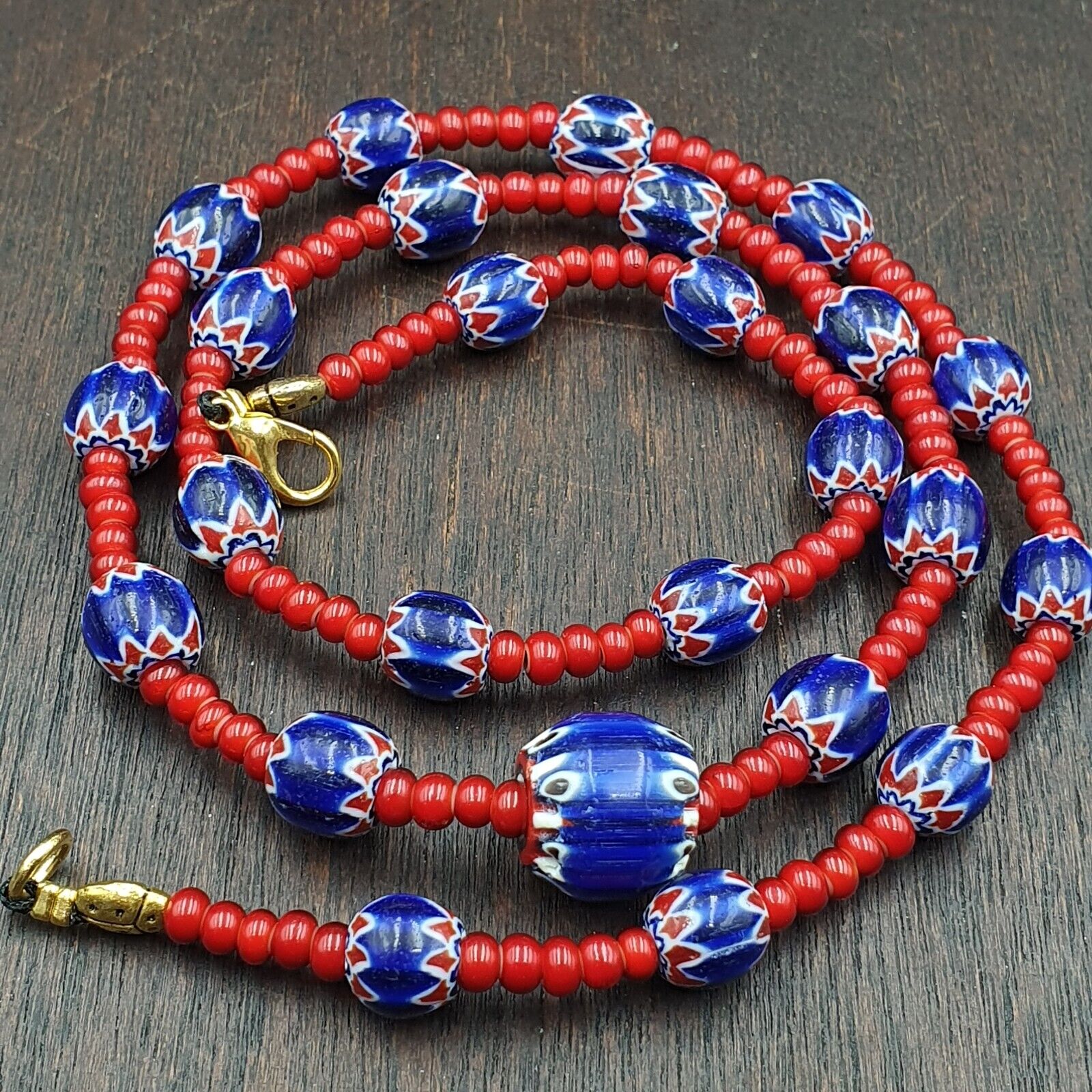 Vintage Chevrons & White Heart Venetian Multilayers Glass Beads Necklace N-315