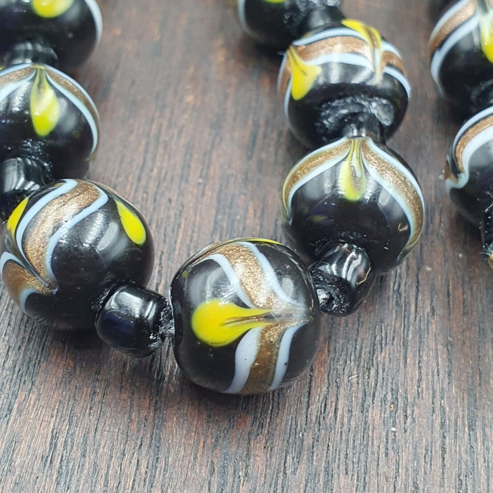 Vintage Venetian Style Wedding Cake Glass Beads Necklace 12mm WDK-1