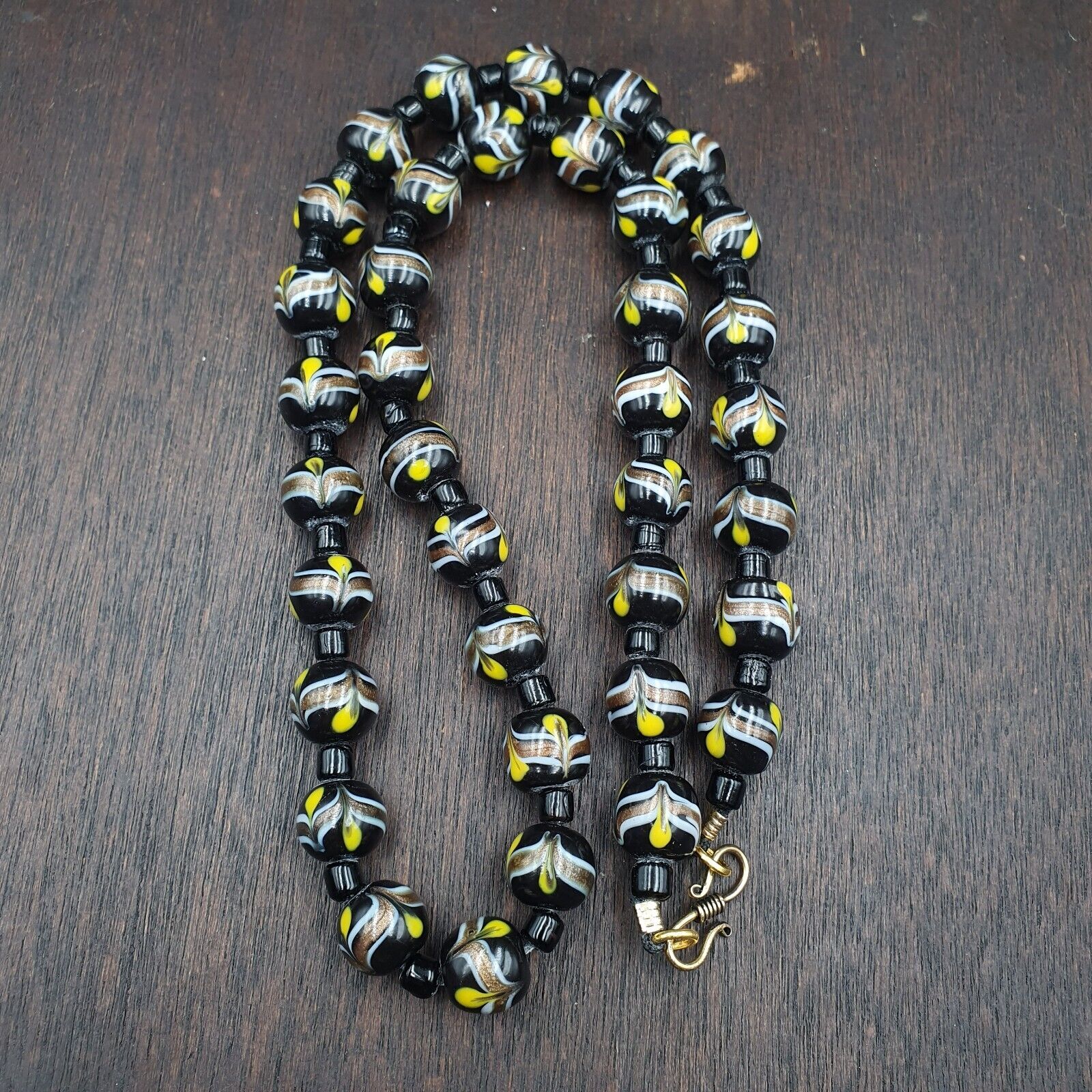 Vintage Venetian Style Wedding Cake Glass Beads Necklace 12mm WDK-1