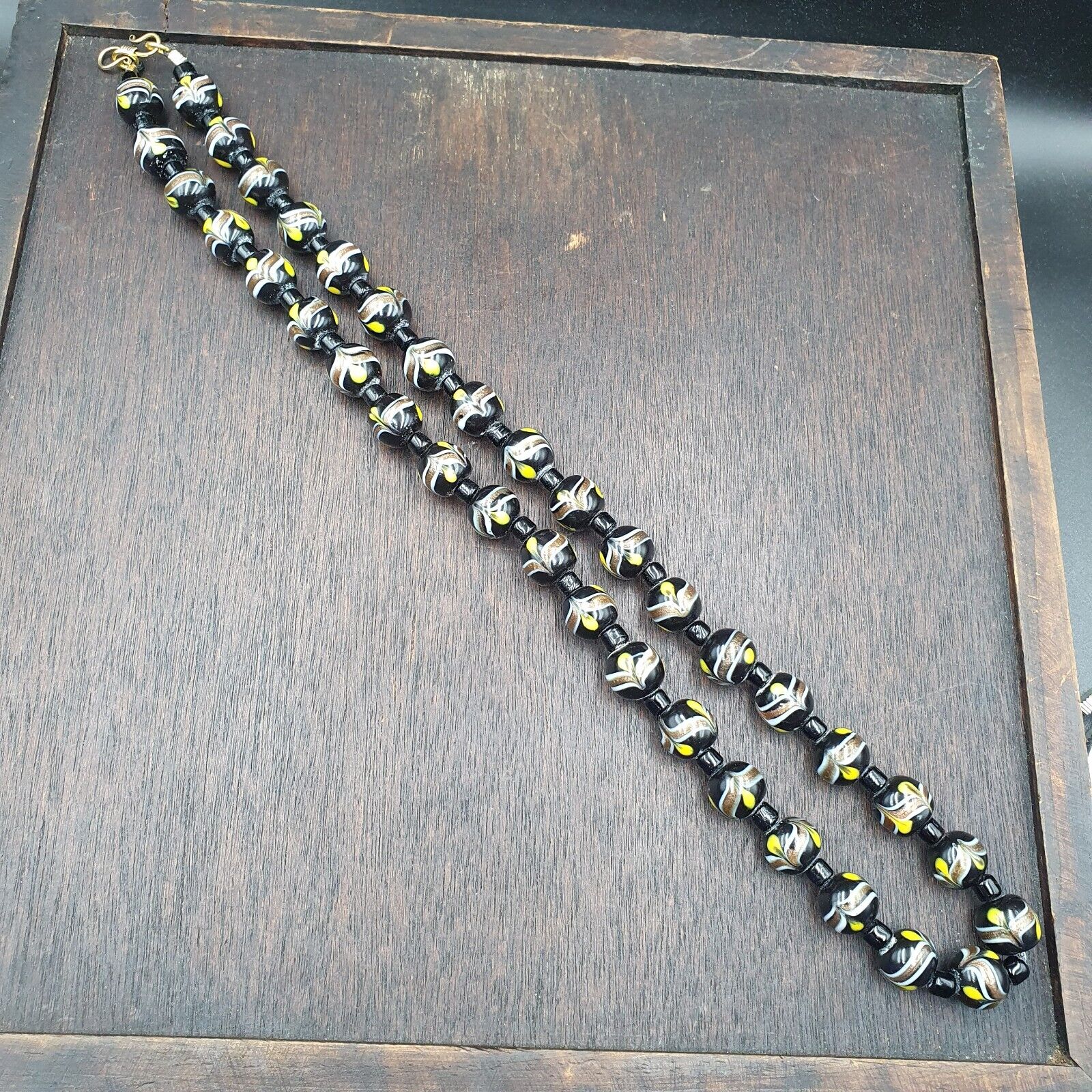 Vintage Venetian Style Wedding Cake Glass Beads Necklace 12mm WDK-1