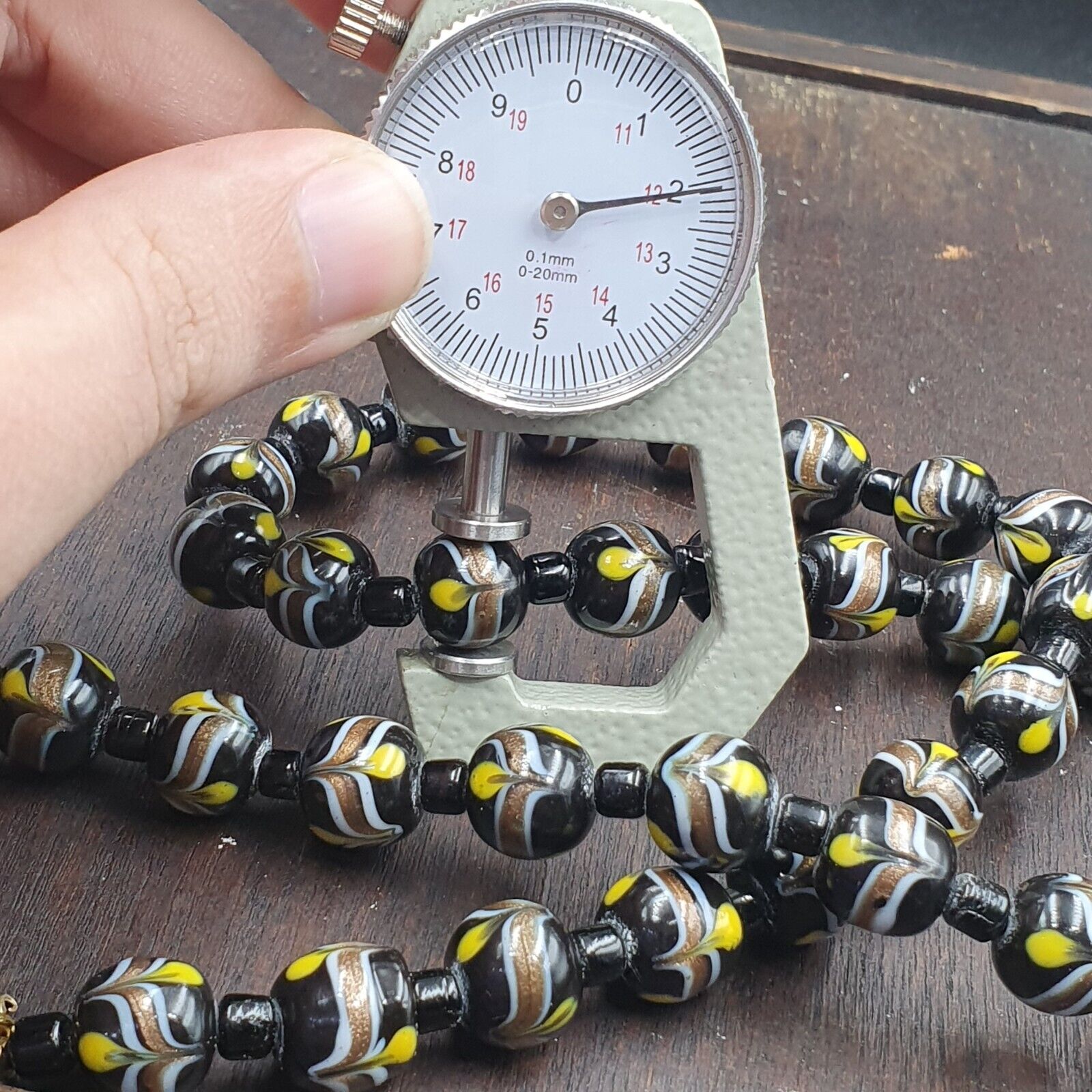 Vintage Venetian Style Wedding Cake Glass Beads Necklace 12mm WDK-1