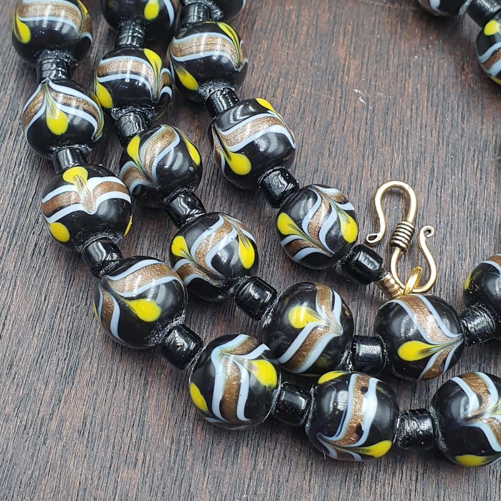 Vintage Venetian Style Wedding Cake Glass Beads Necklace 12mm WDK-1