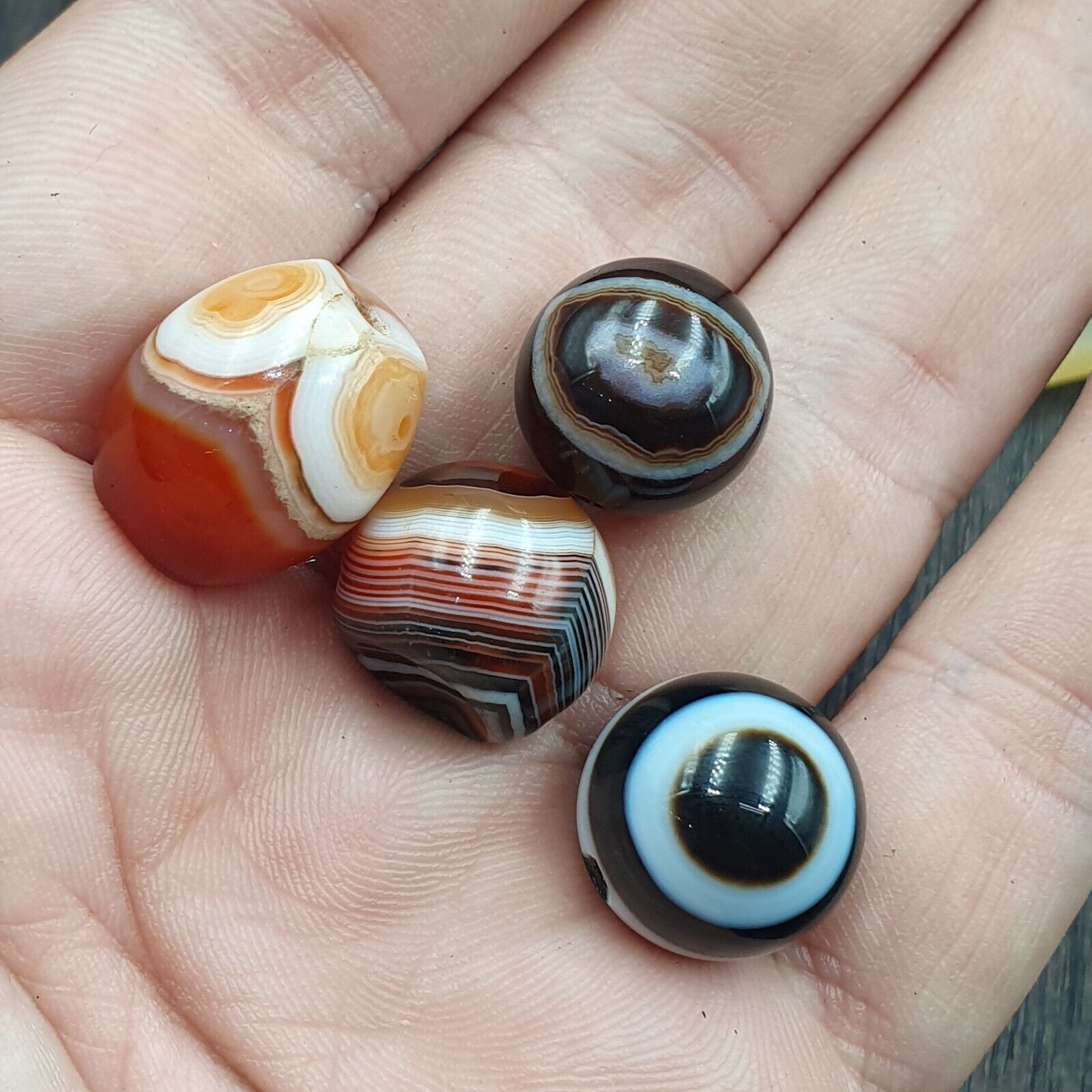 Antique Old Yemeni Agate vintage Tibetan Himalayan Eye Agate Bead Lot 10 Pcs
